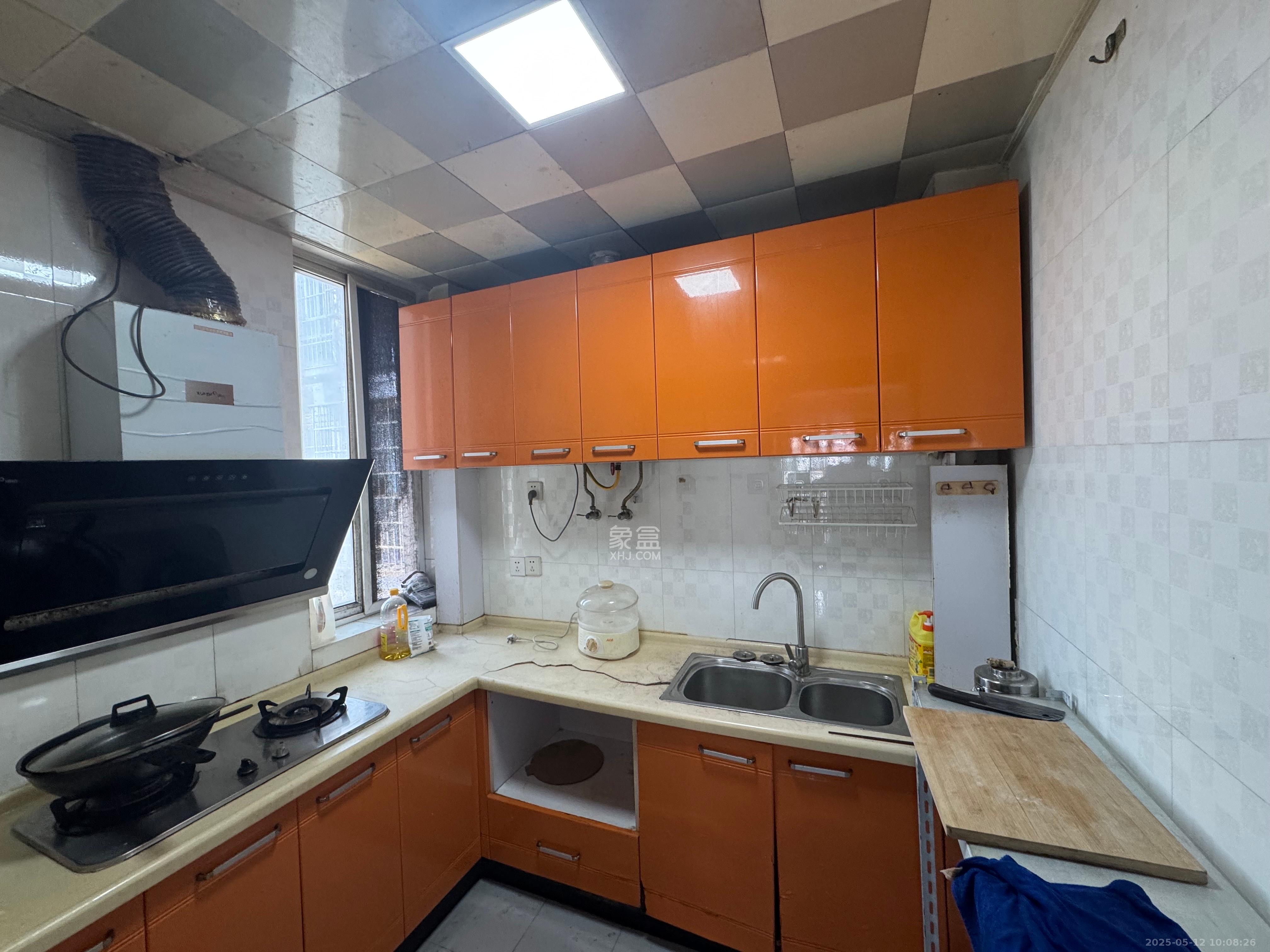 金信阳光在线 2室1厅1卫 1500.0元/月 金信阳光在线 2室1厅1卫 1500.0元/月室内图