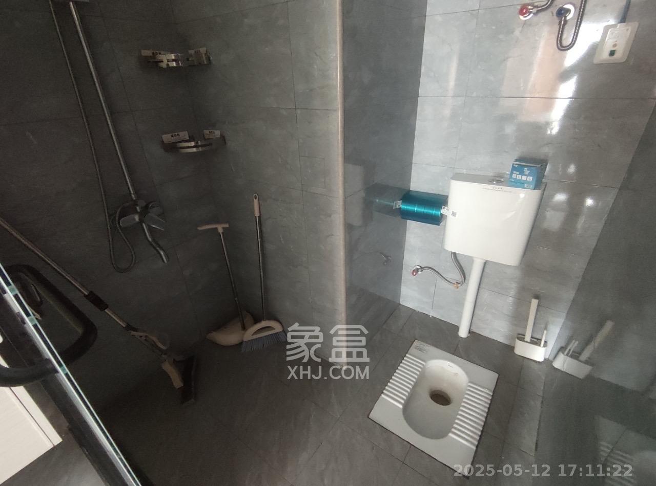 佳兆业云顶梅溪湖（佳兆业梅溪荟）  1室1厅1卫   1700.00元/月室内图