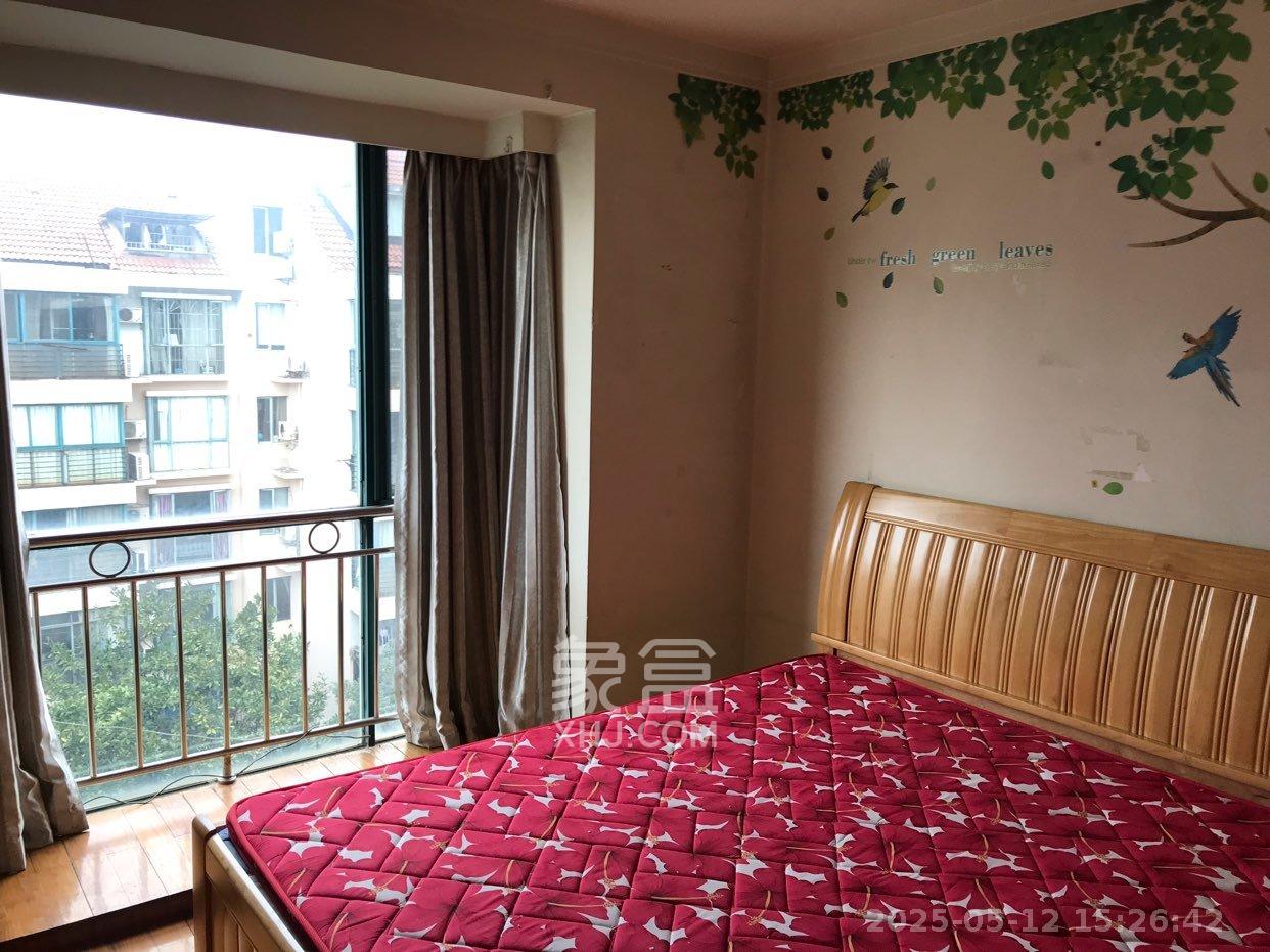 东方新城  2室1厅1卫   1600.00元/月室内图