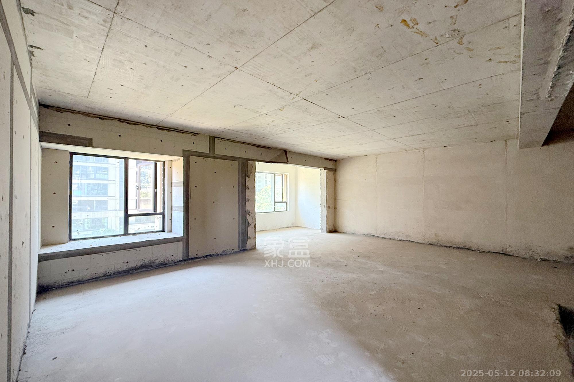 阳光城联利悦澜府  4室2厅2卫    122.0万 阳光城联利悦澜府  4室2厅2卫    122.0万卧室