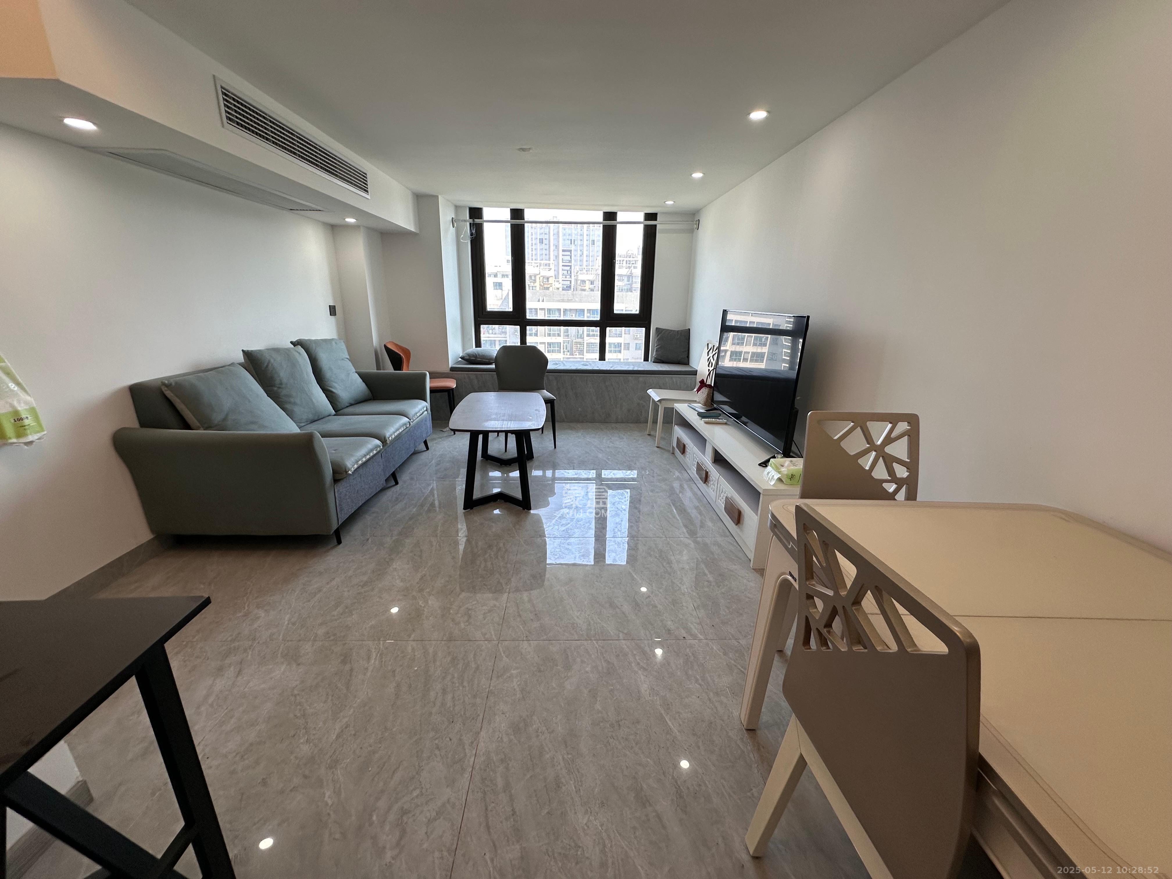 弘阳时光里 2室1厅1卫 2300.0元/月 弘阳时光里 2室1厅1卫 2300.0元/月室内图