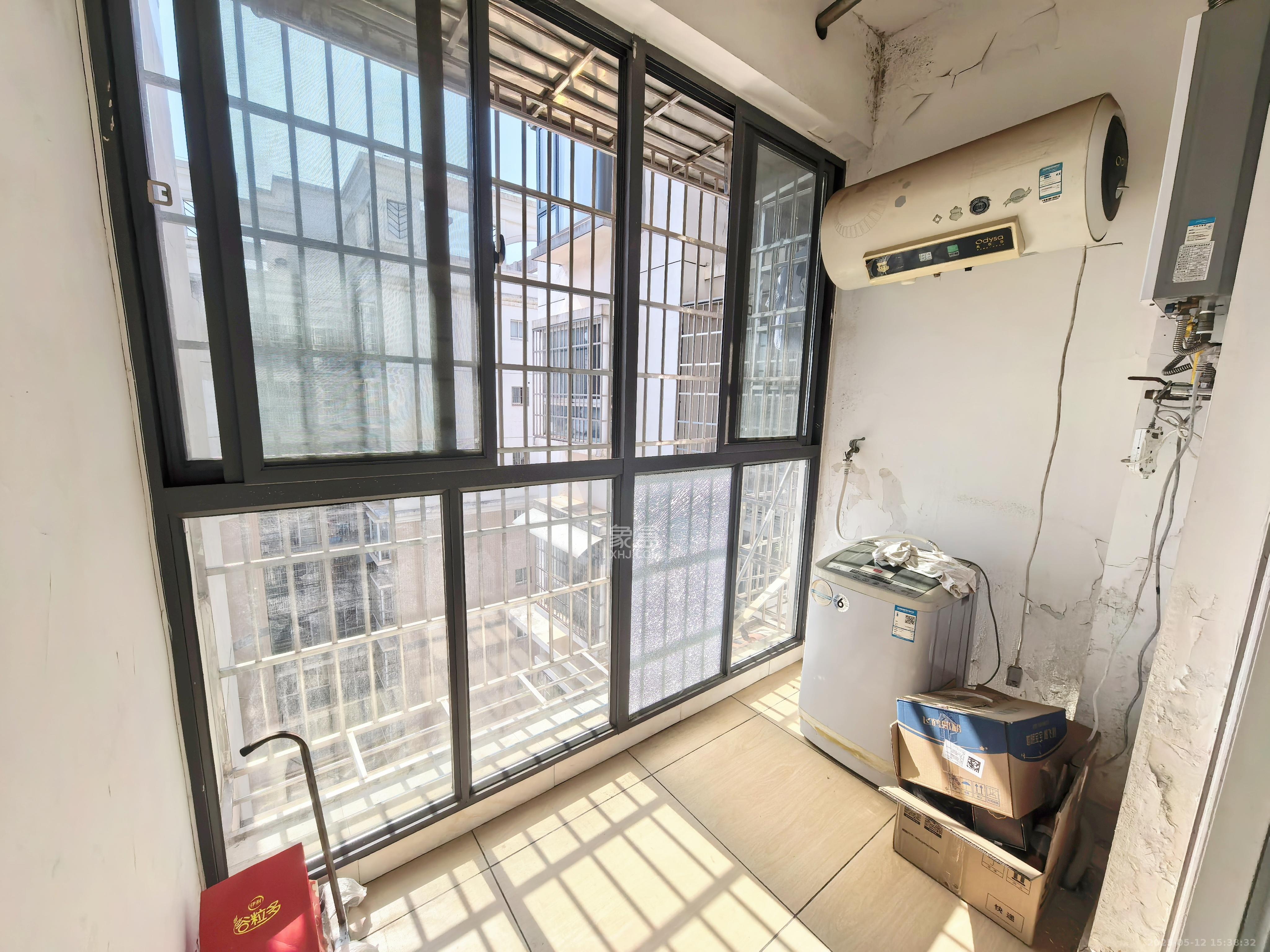 城市山水豪园（山水城市风景）  2室2厅1卫    2400.0元/月室内图