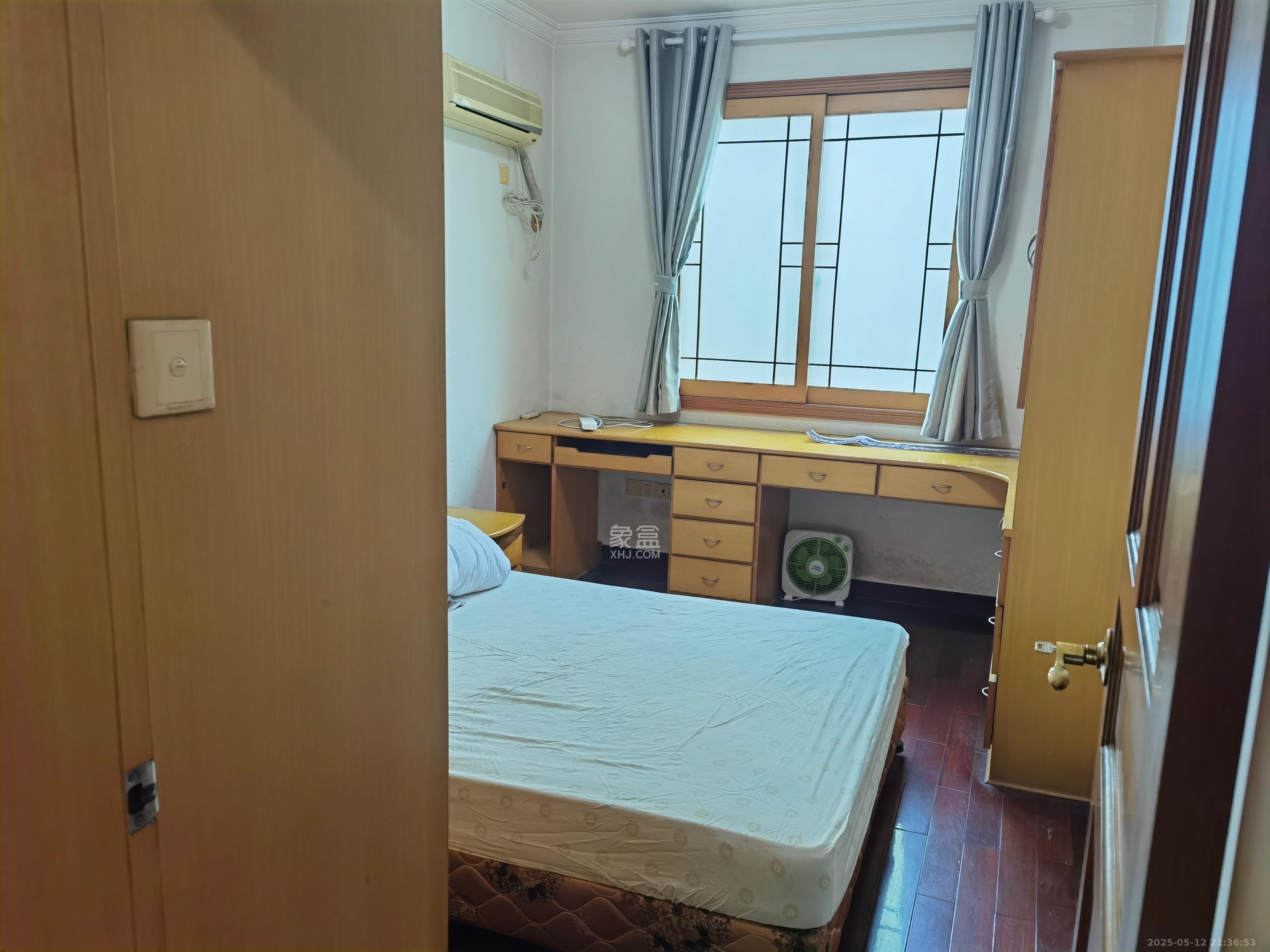 咸嘉新村嘉明苑  3室2厅2卫    2300.0元/月室内图