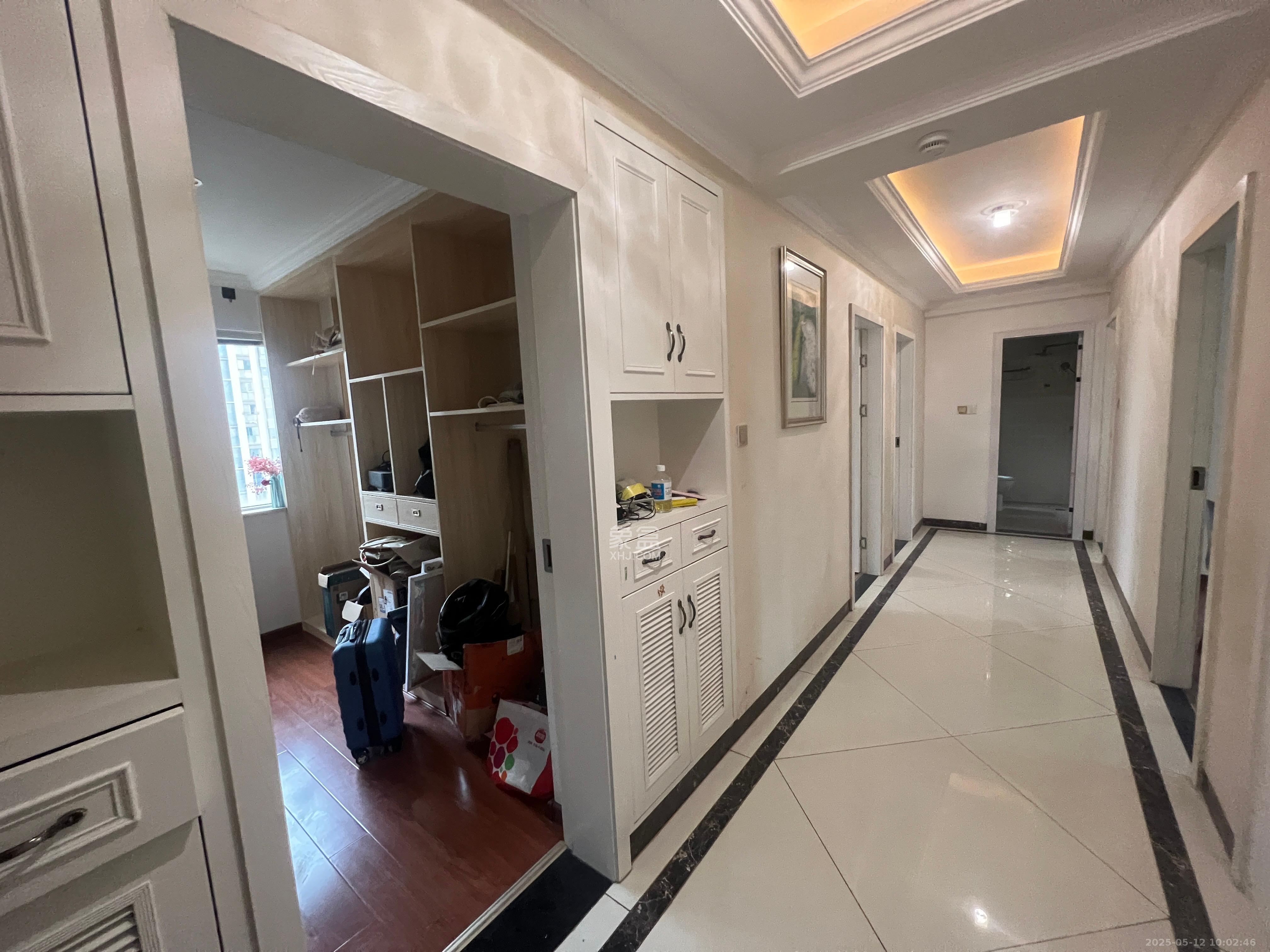 荣盛花语城  1室0厅0卫    2000.0元/月 荣盛花语城  1室0厅0卫    2000.0元/月