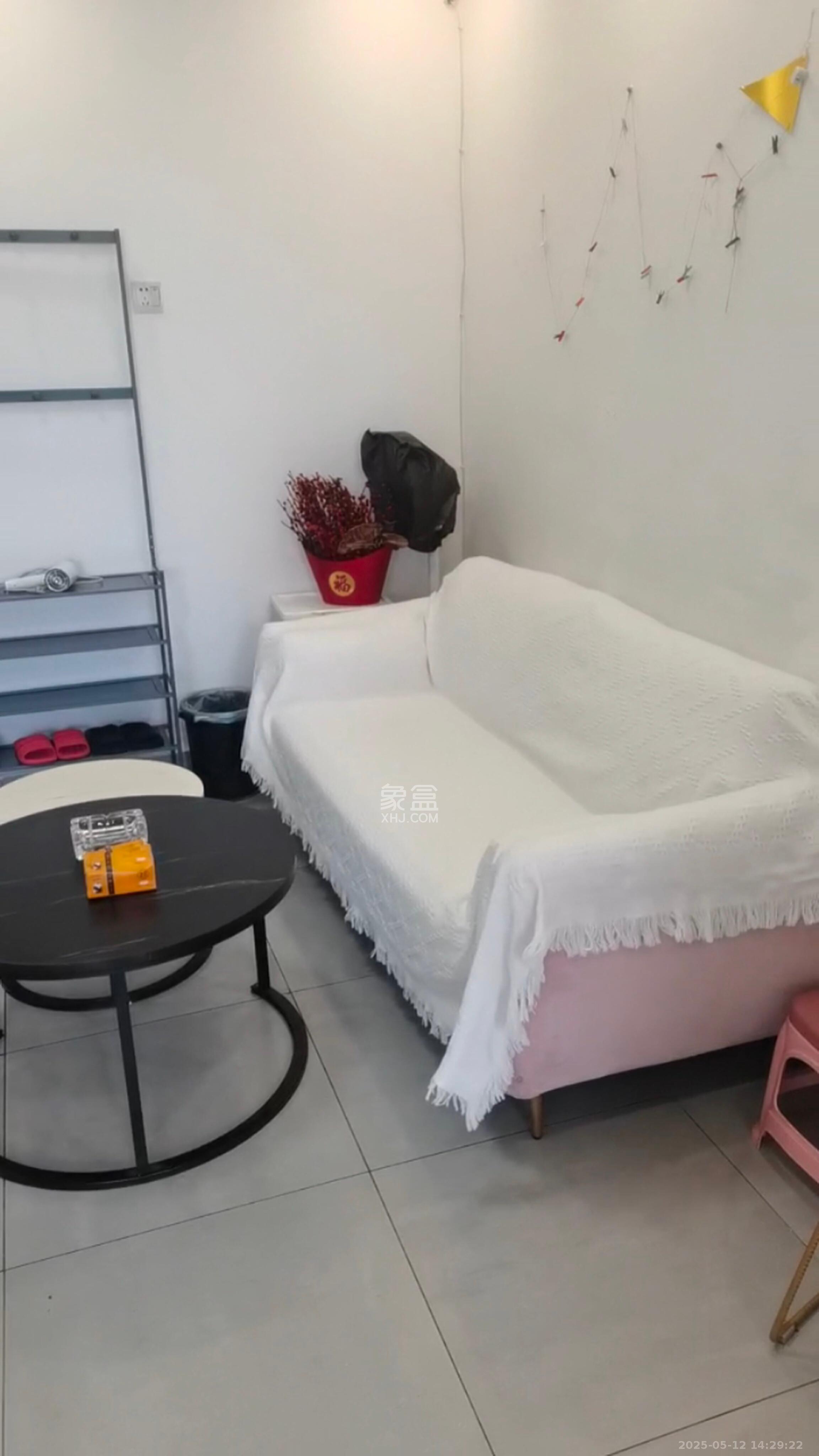 白沙晶城 2室1厅1卫 1900.0元/月 白沙晶城 2室1厅1卫 1900.0元/月室内图