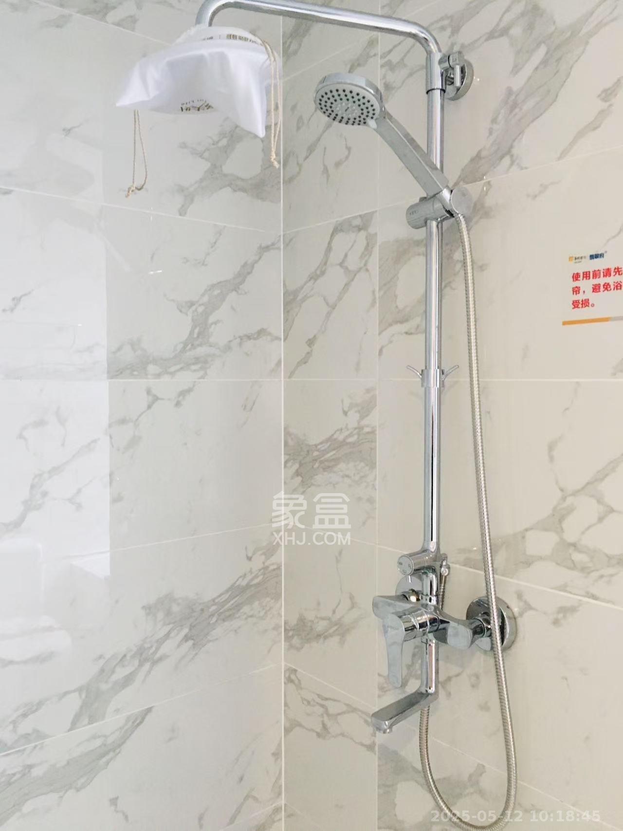 华润翡翠府  1室1厅1卫   1500.00元/月室内图