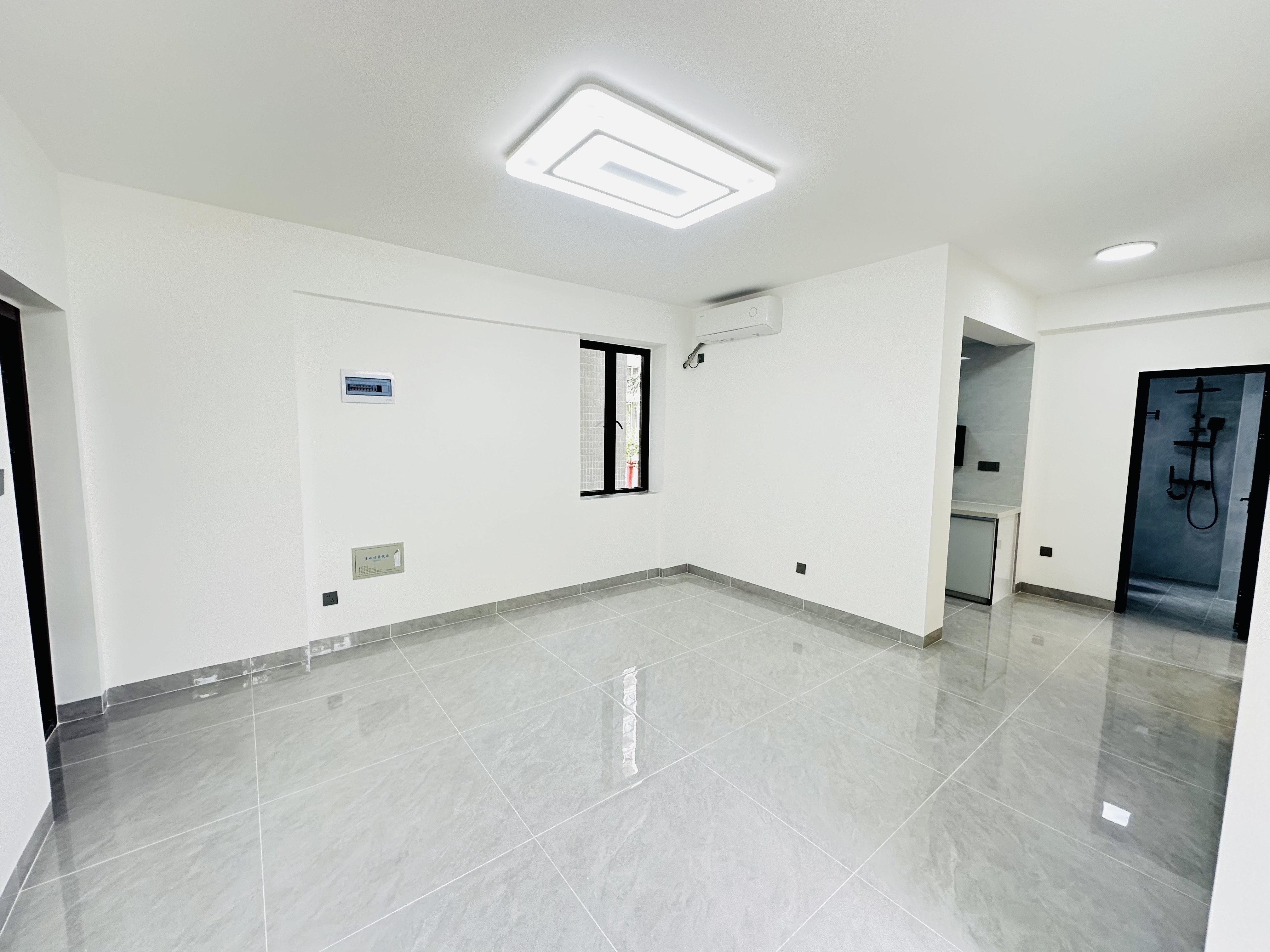 海口航道所住宅楼  2室2厅1卫   2300.00元/月室内图