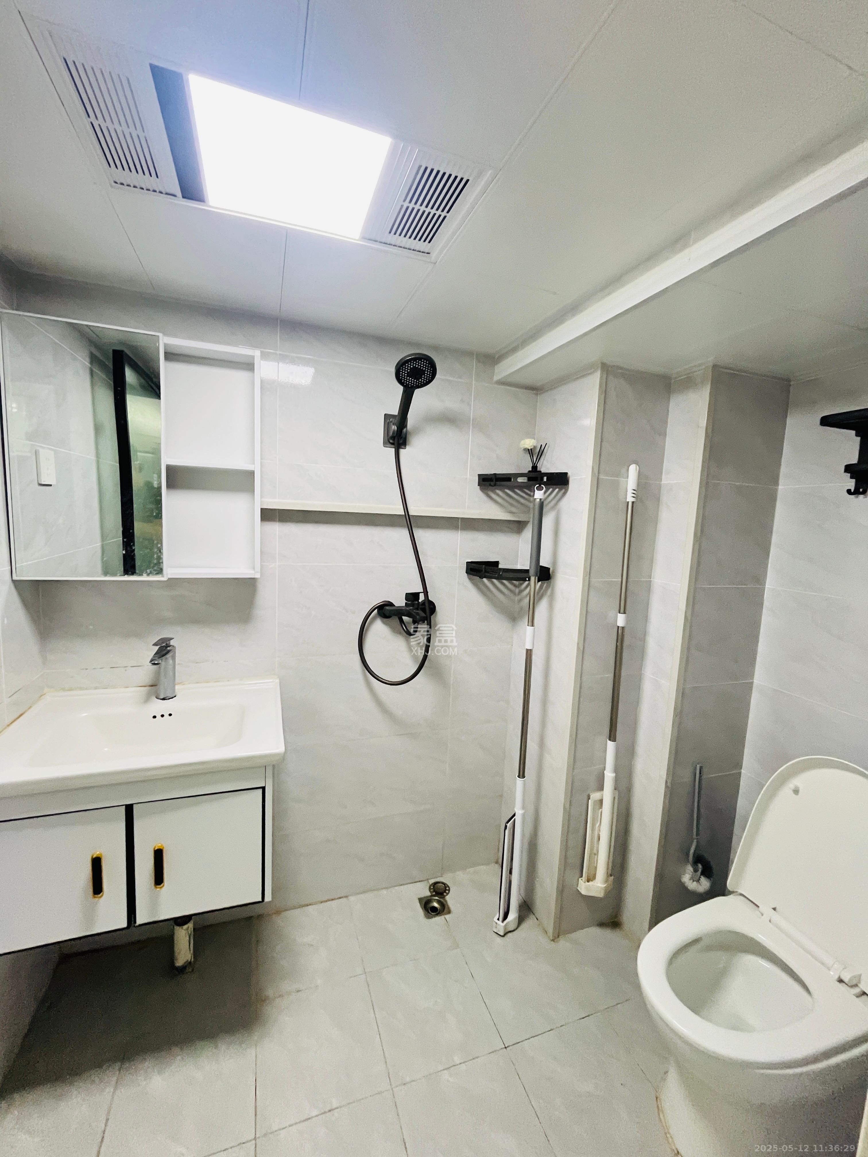 梅溪悦章 1室1厅1卫 1500.0元/月 梅溪悦章 1室1厅1卫 1500.0元/月室内图