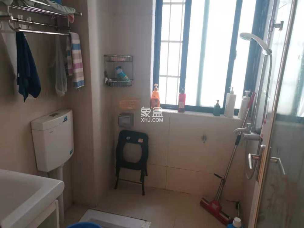 香格里拉 3室0厅0卫 2000.0元/月 香格里拉 3室0厅0卫 2000.0元/月室内图