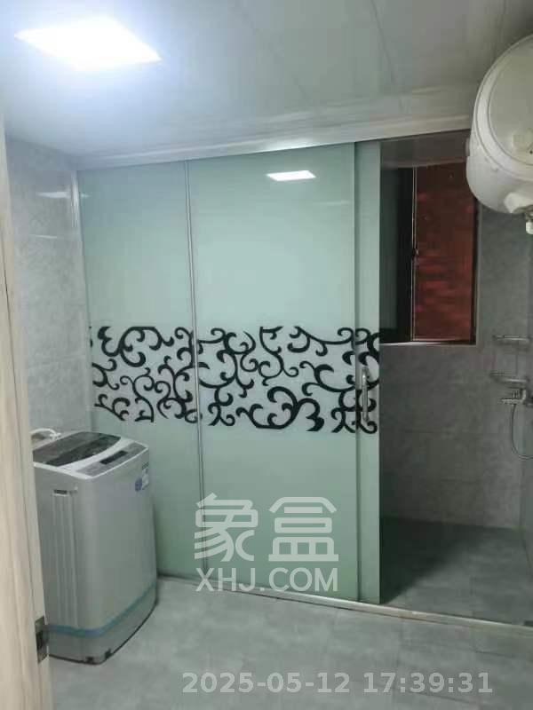绿地公馆（绿地名邸）  2室1厅1卫   2000.00元/月室内图