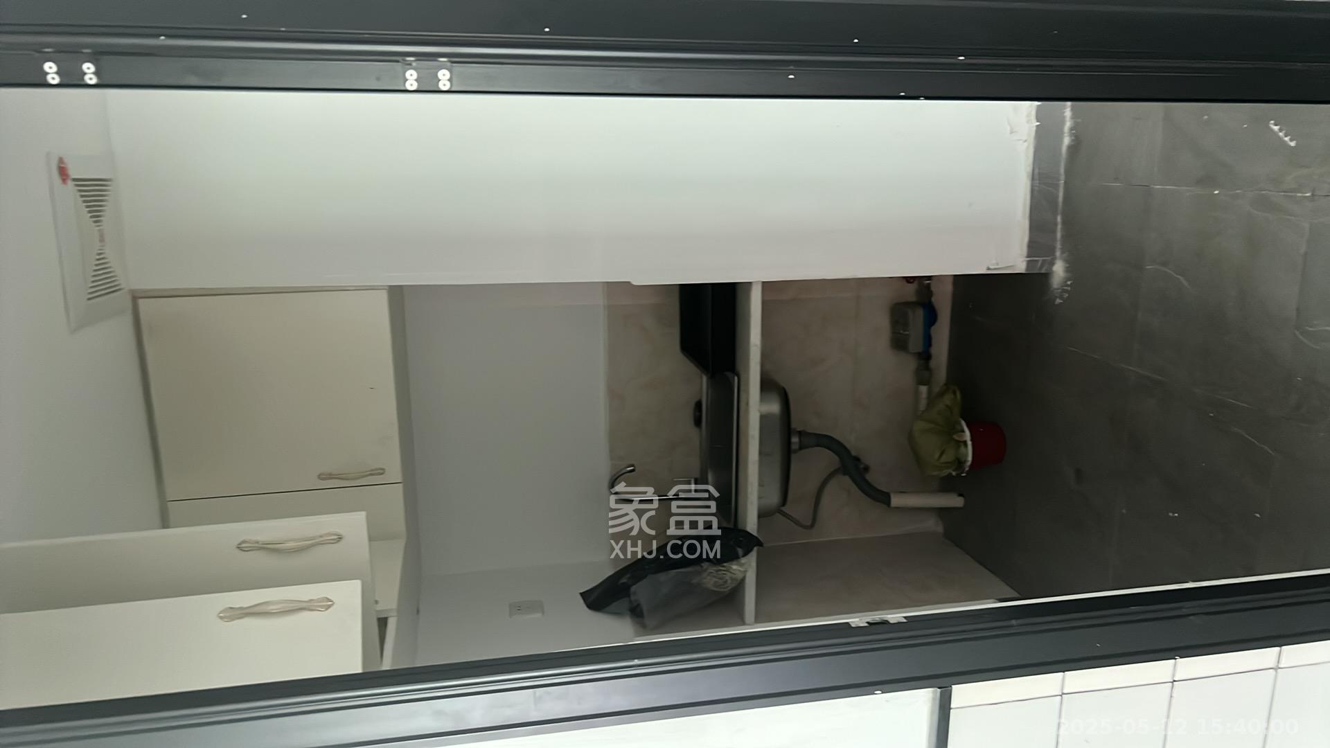 上城星座  2室1厅1卫    1700.0元/月室内图