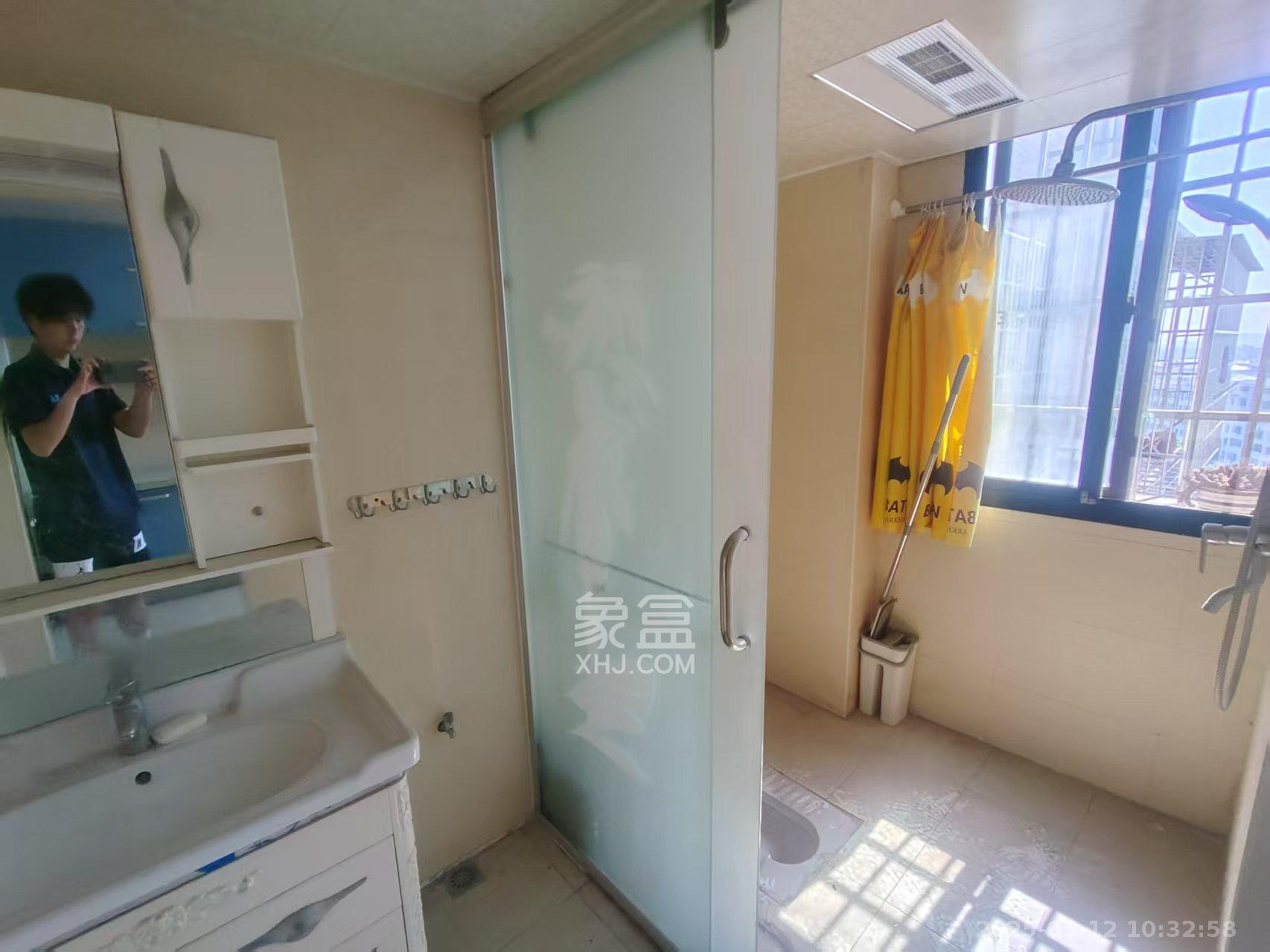 达意新城  2室2厅1卫   1000.00元/月室内图