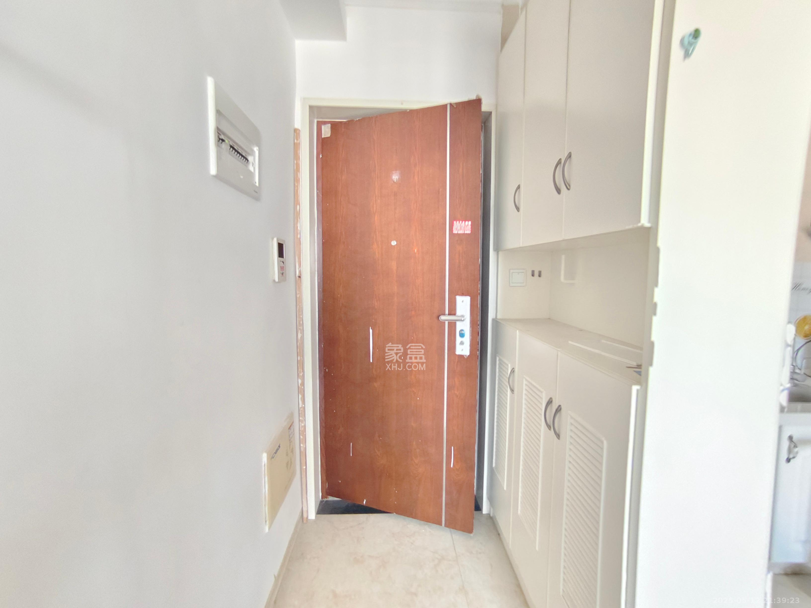 达美D6区  1室1厅1卫   1500.00元/月室内图