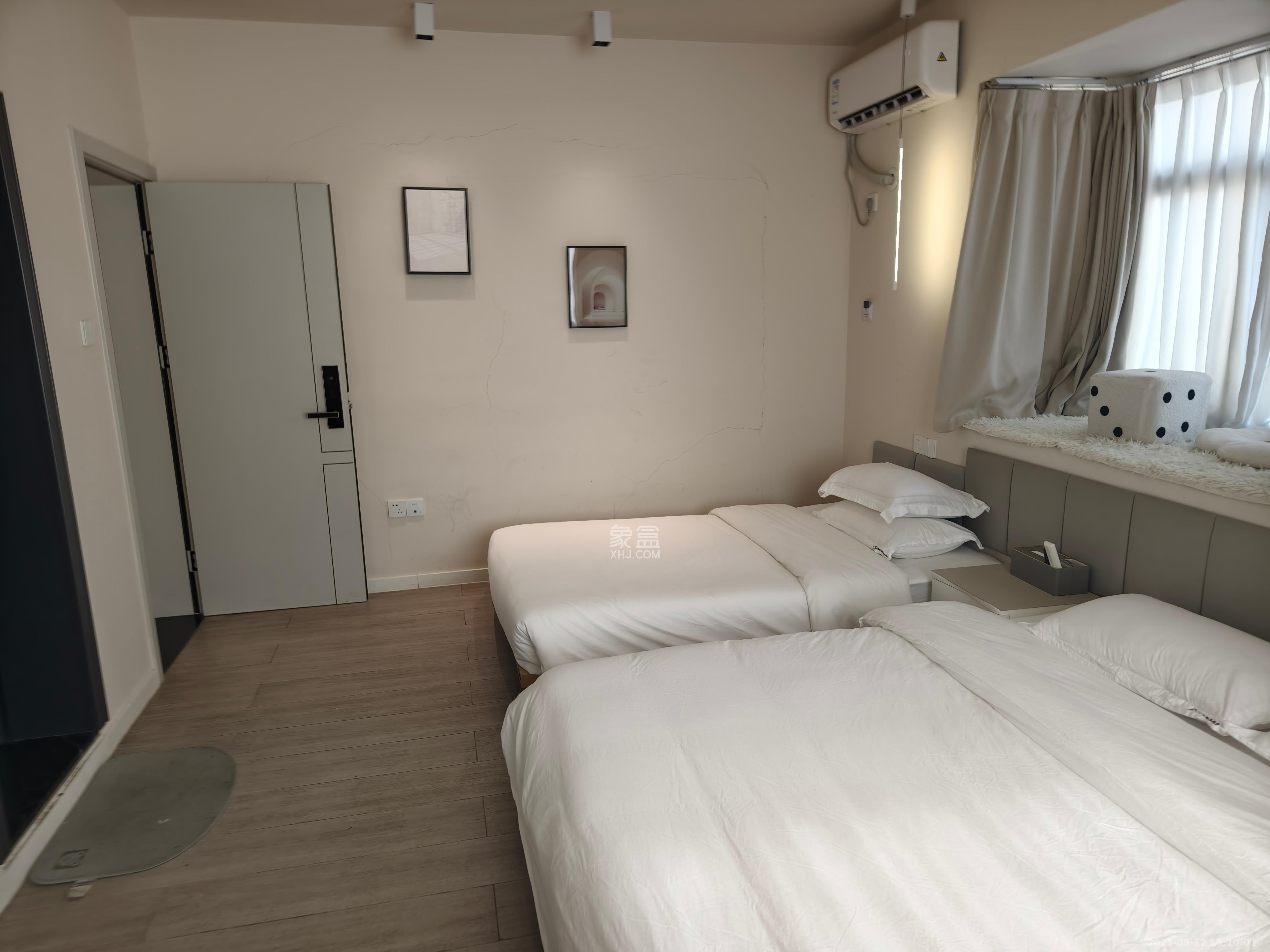 王府井公寓(福源公寓) 4室2厅2卫 4500.0元/月 王府井公寓(福源公寓) 4室2厅2卫 4500.0元/月室内图