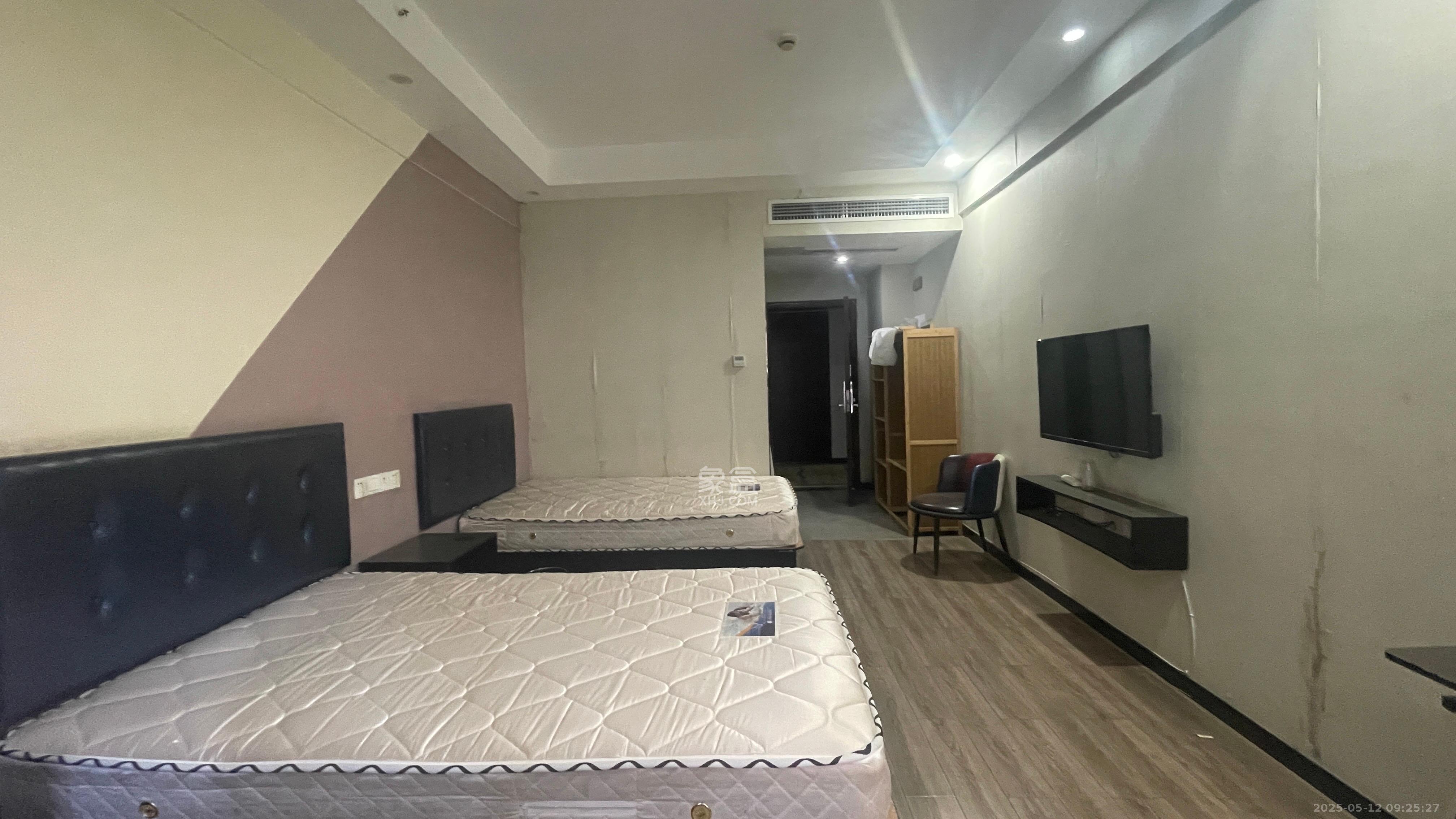 水岸世景  1室1厅1卫   750.00元/月室内图