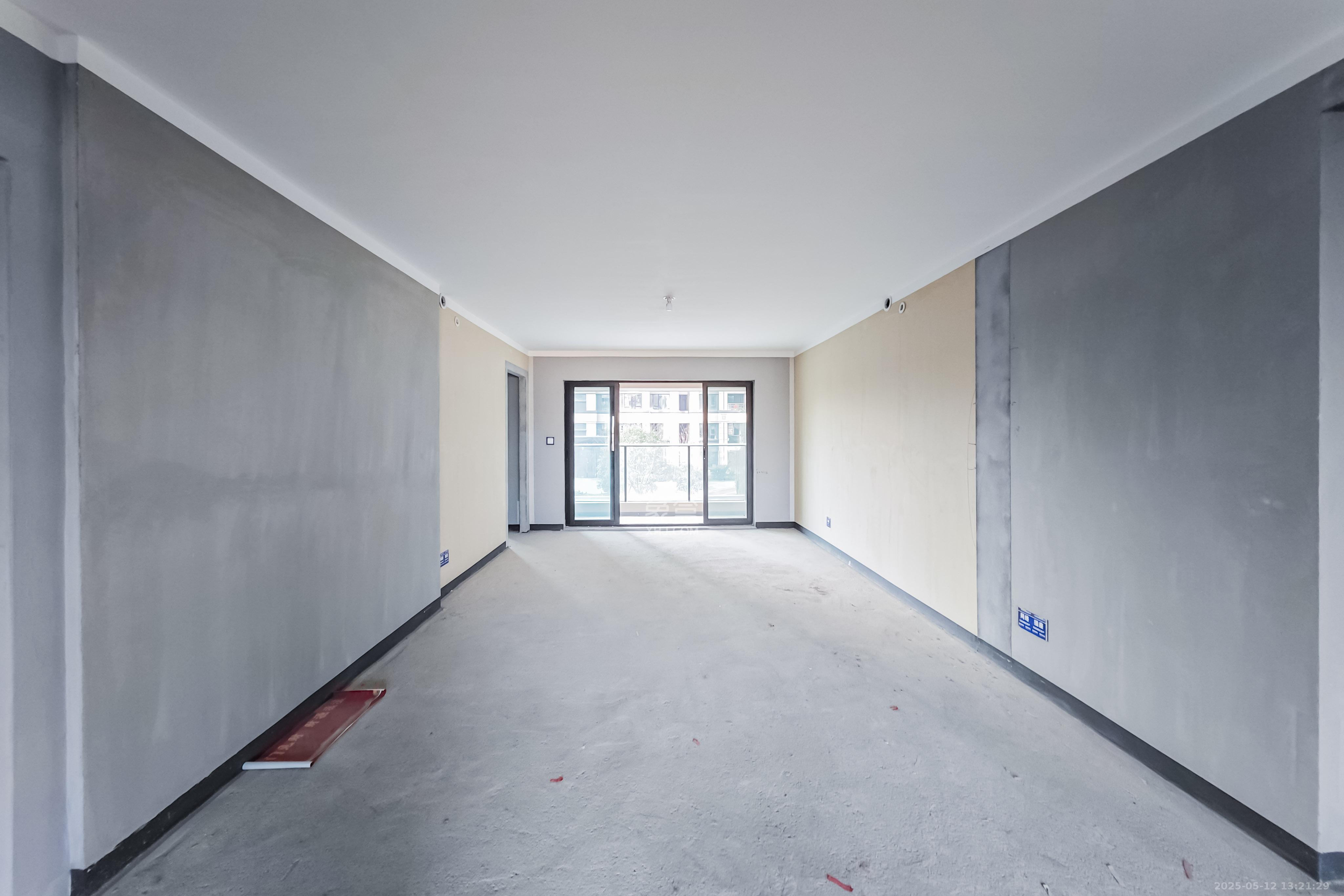建发玖洲和玺  4室2厅2卫   171.60万其他