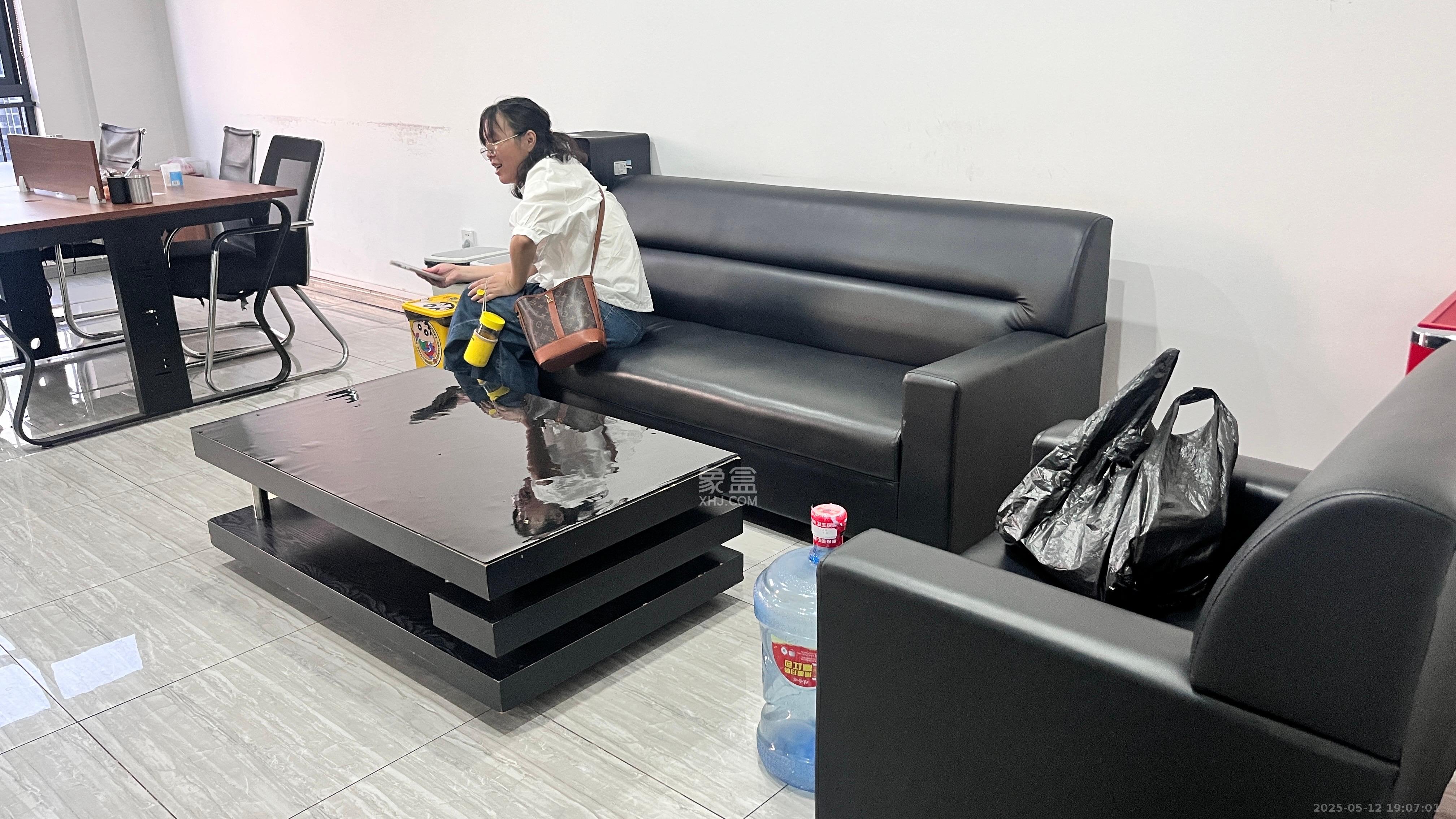 叠彩兰亭  3室1厅1卫   3600.00元/月室内图