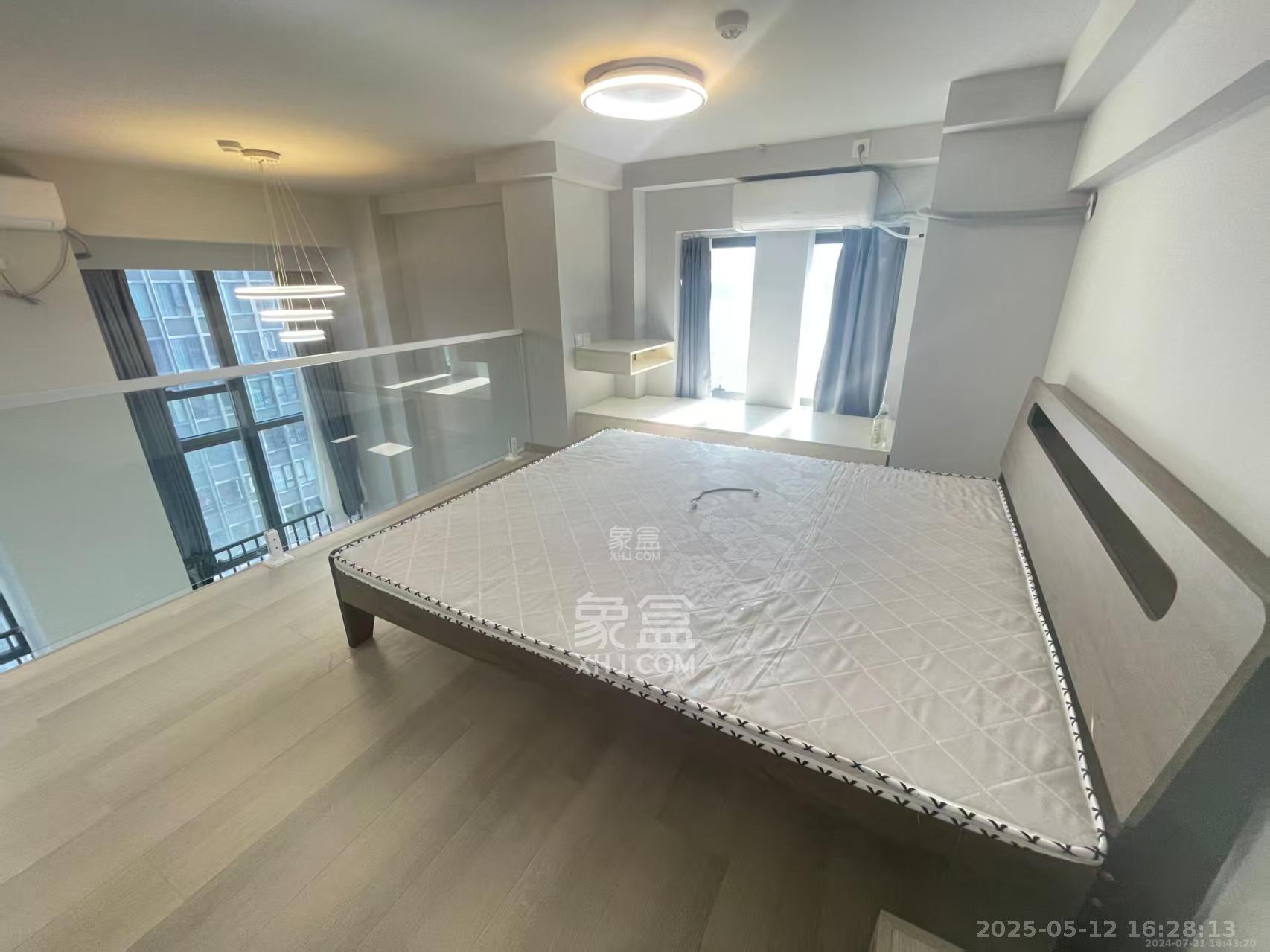 龙湖铂金岛  1室1厅1卫   2800.00元/月室内图