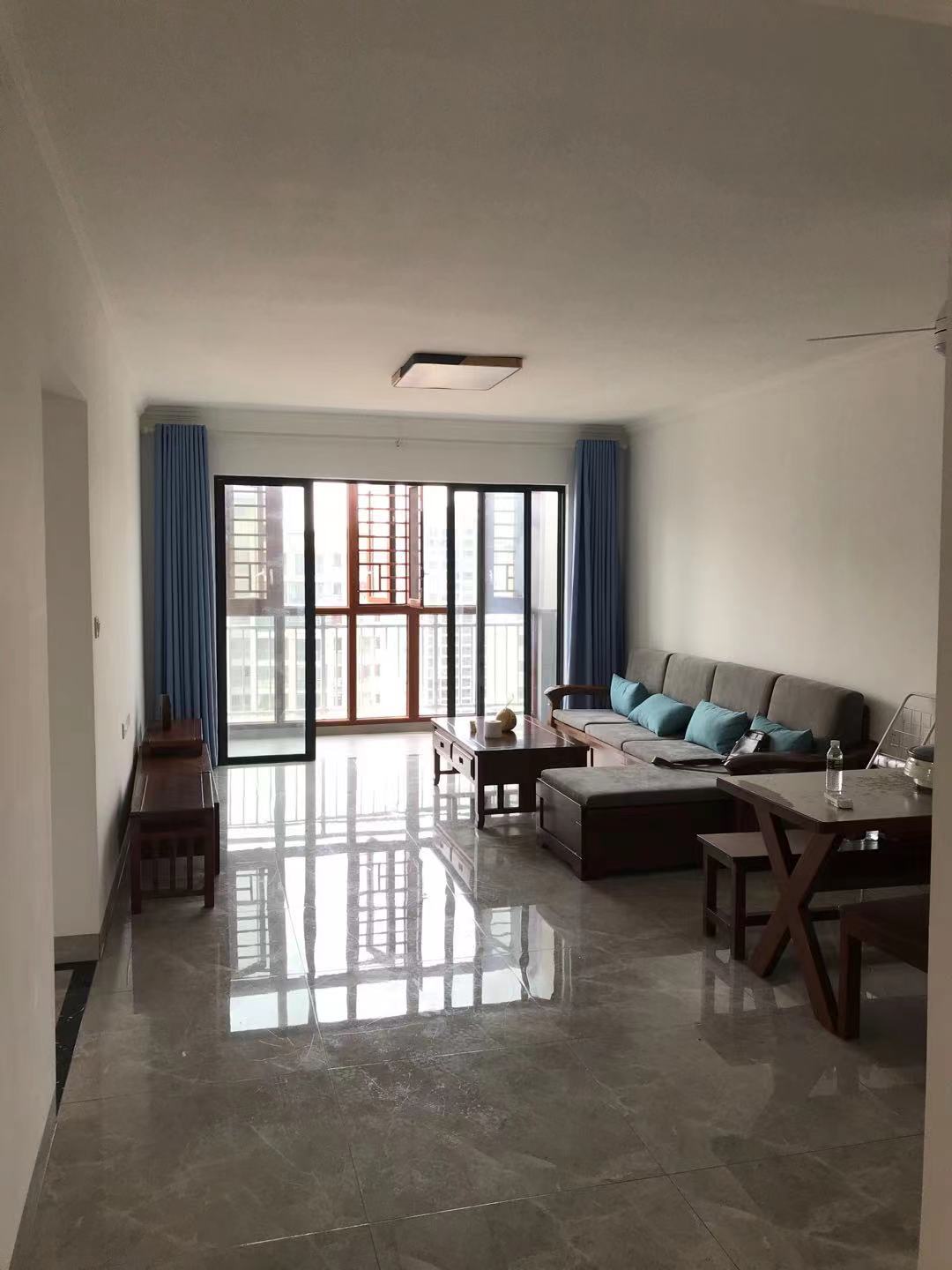 五源河公寓B区 3室2厅2卫 2200.0元/月 五源河公寓B区 3室2厅2卫 2200.0元/月室内图