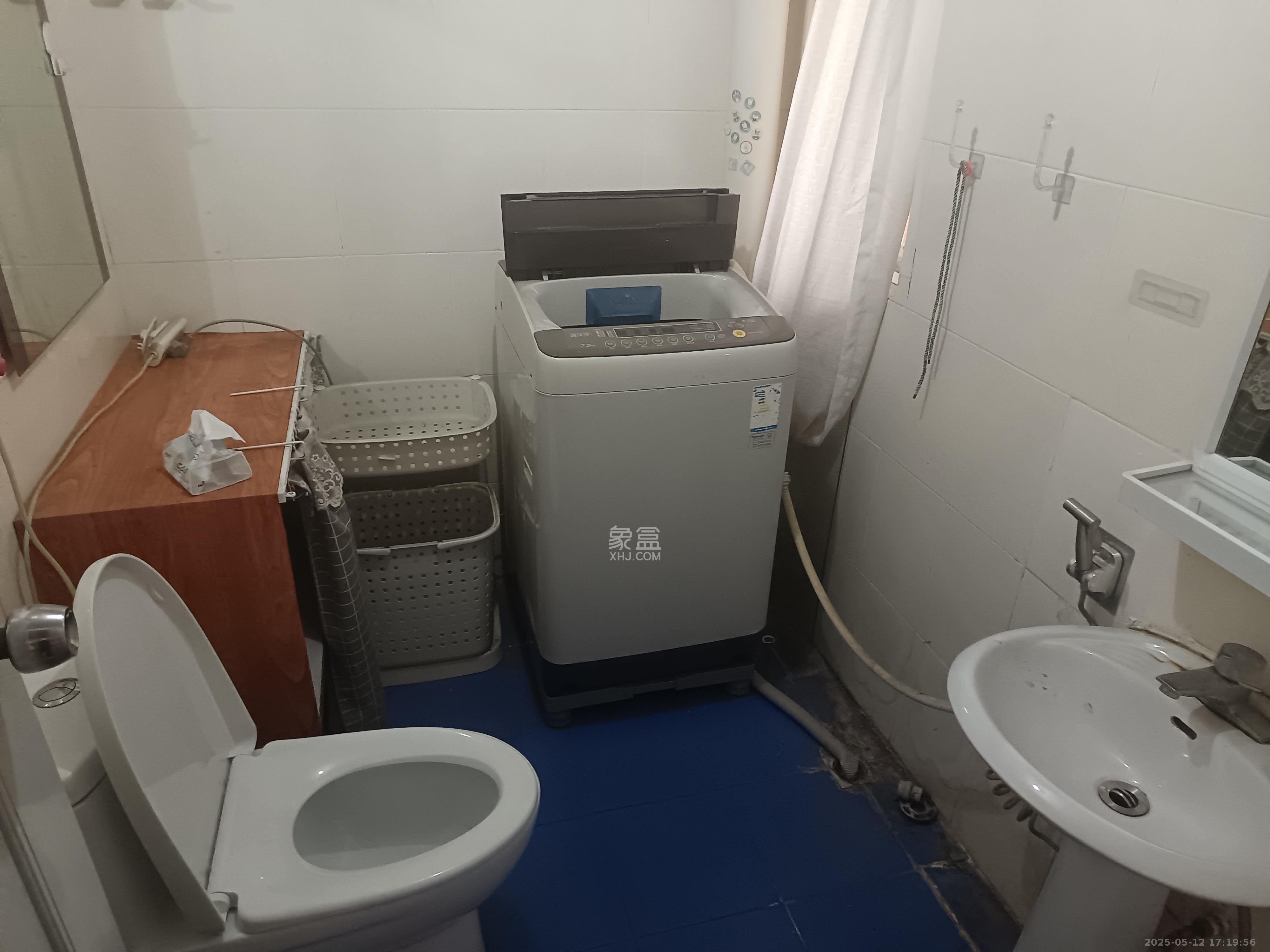 晶华美地  2室1厅1卫   1900.00元/月室内图