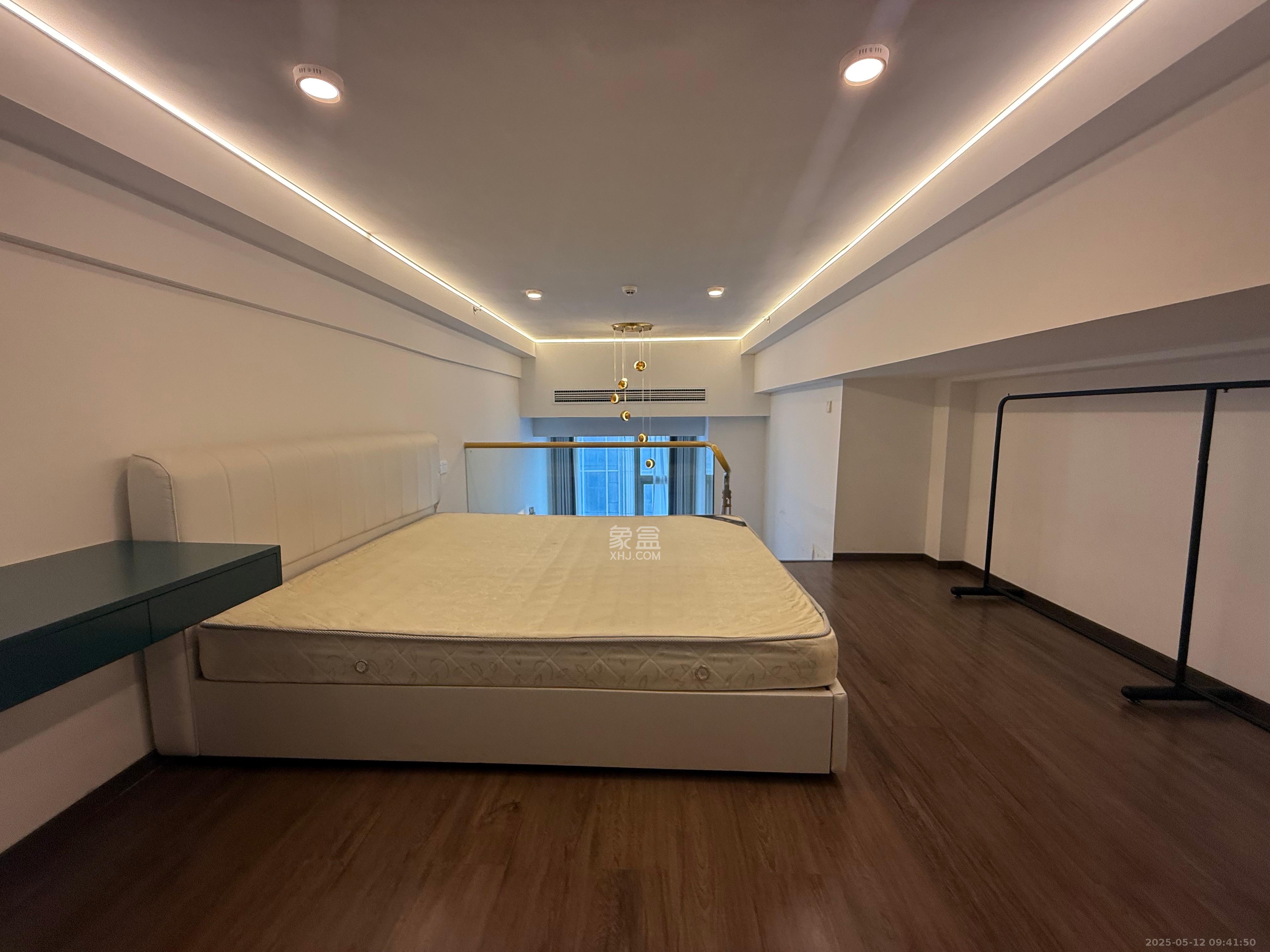 敬天广场  1室1厅1卫   2400.00元/月室内图
