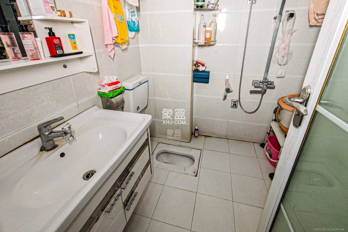 钱隆首府(福晟御园)  2室2厅1卫    80.0万 钱隆首府(福晟御园)  2室2厅1卫    80.0万卫生间