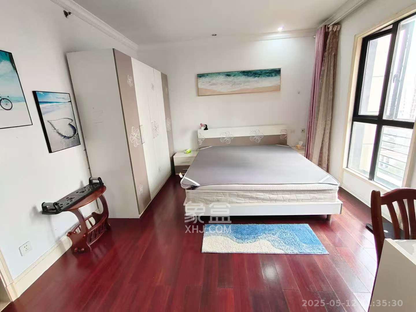 郡原广场  1室1厅1卫   1800.00元/月室内图1
