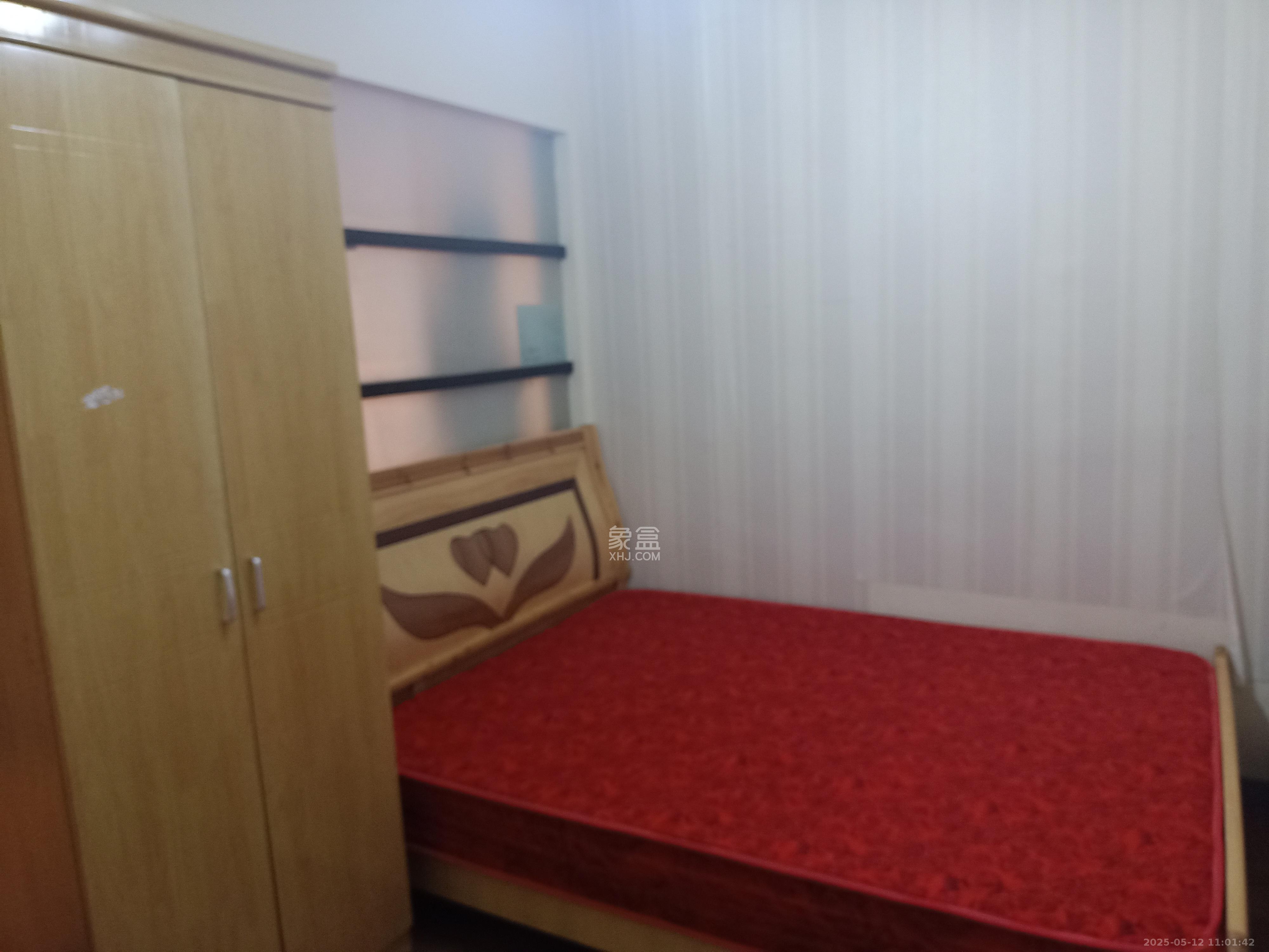 建湘新村  3室2厅1卫   1250.00元/月室内图