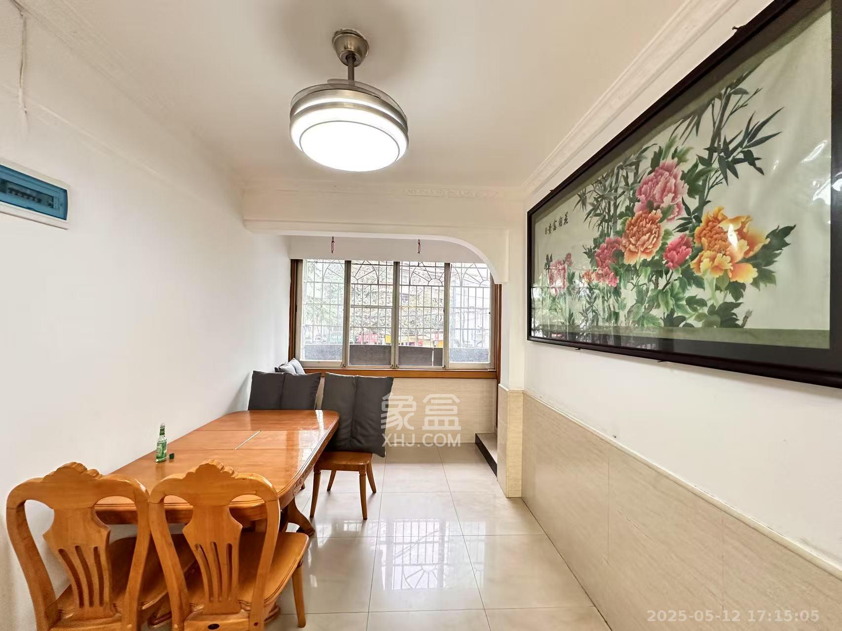 英才园二片 2室2厅2卫 2200.0元/月 英才园二片 2室2厅2卫 2200.0元/月室内图