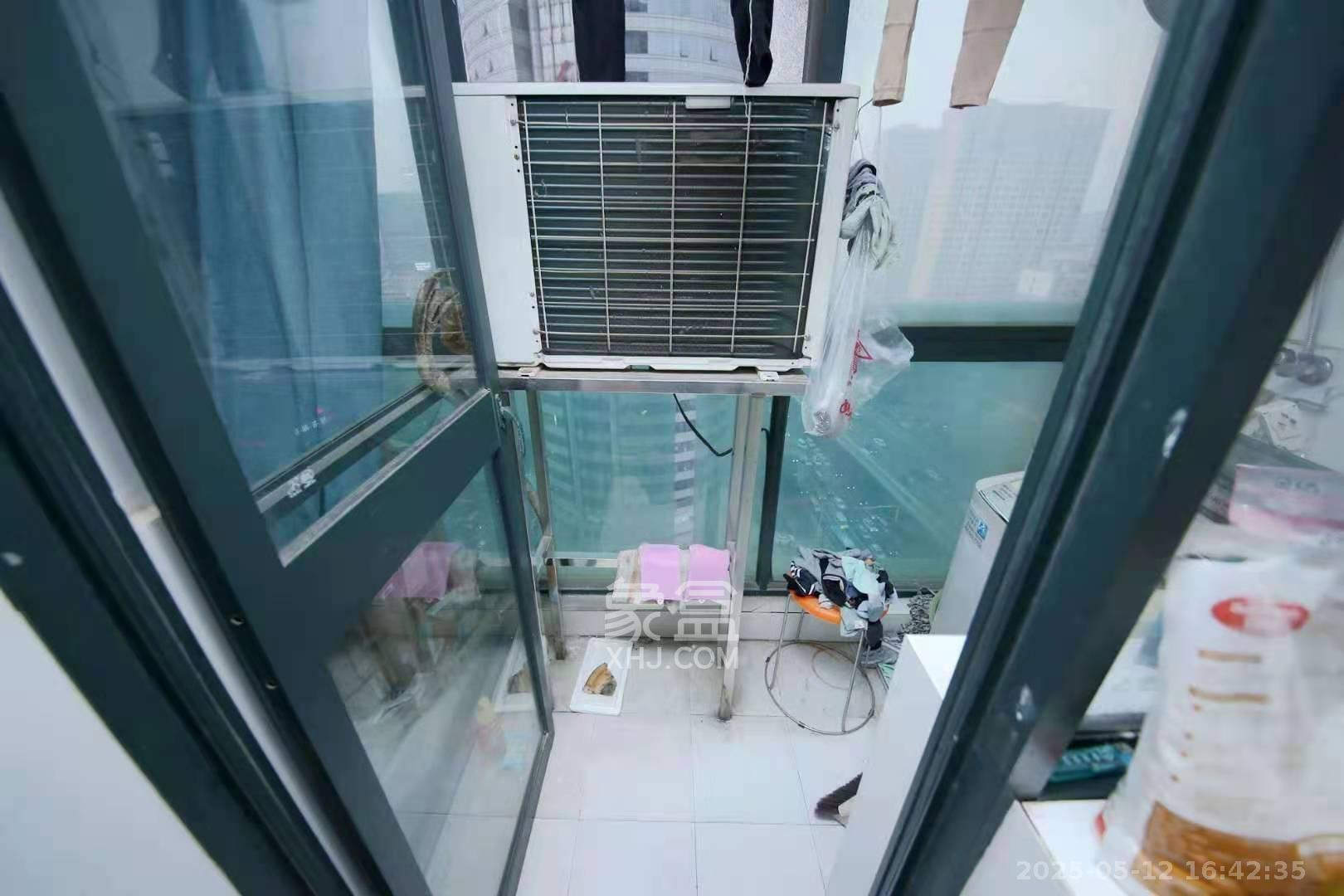 上东印象  1室1厅1卫   1700.00元/月室内图