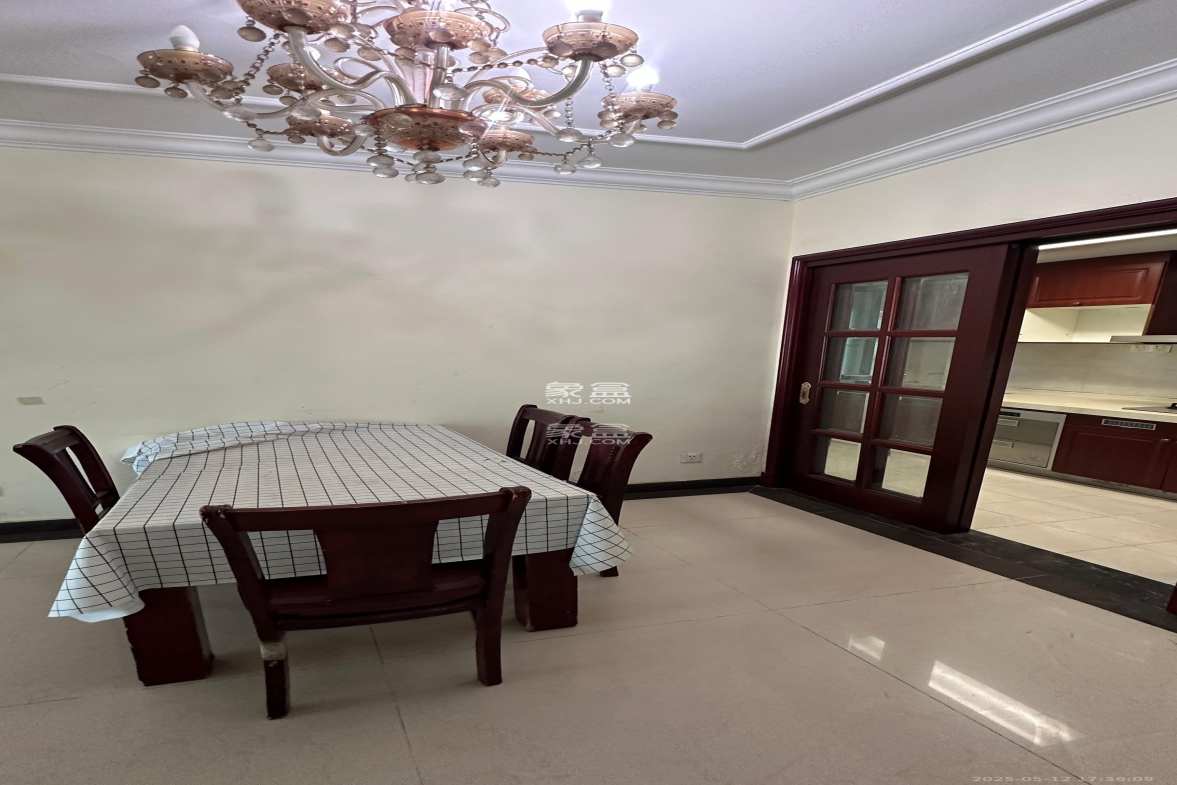 恒大雅苑 2室2厅1卫 2100.0元/月 恒大雅苑 2室2厅1卫 2100.0元/月室内图