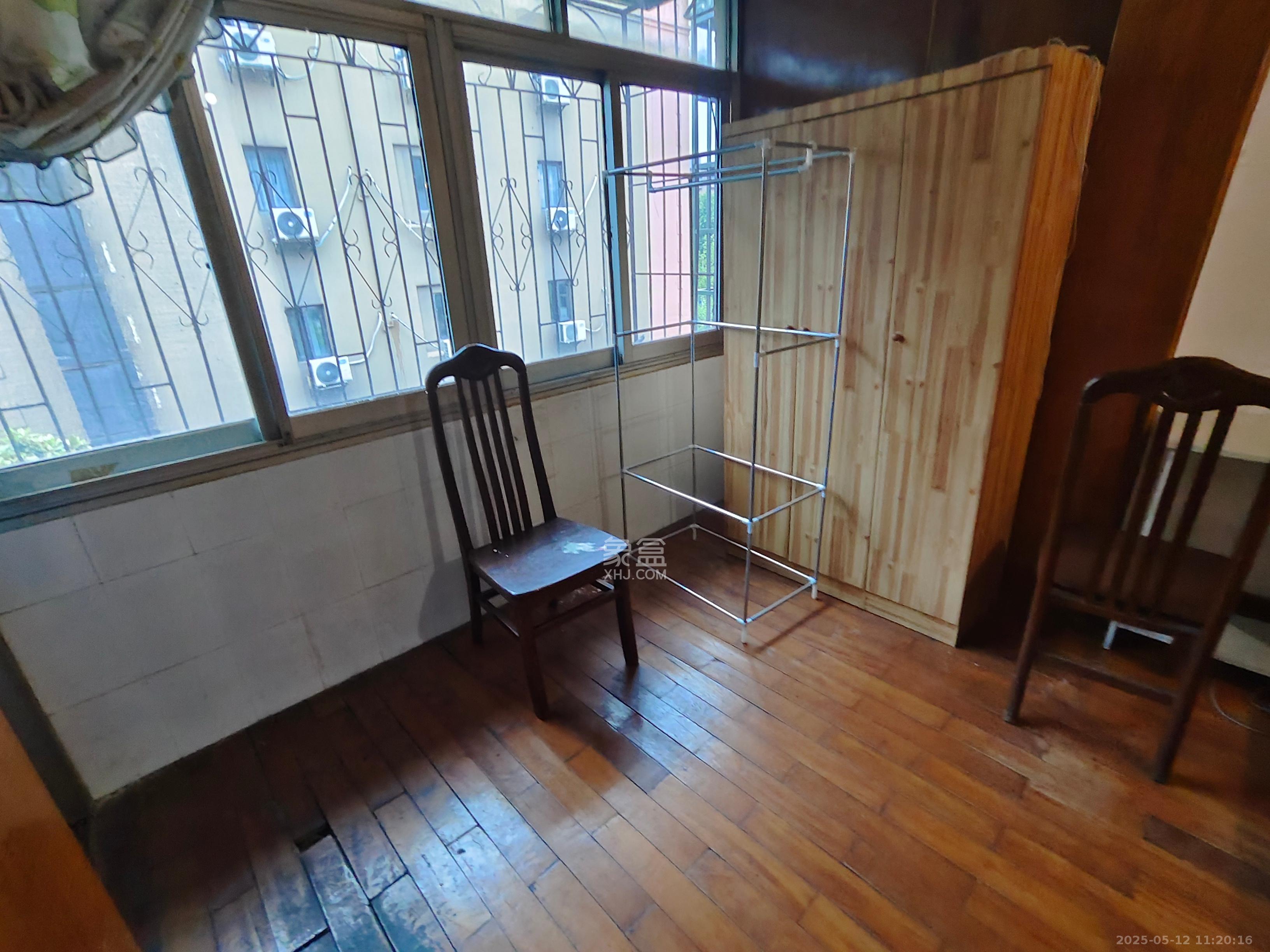 公安分局宿舍  2室1厅1卫    1200.0元/月室内图