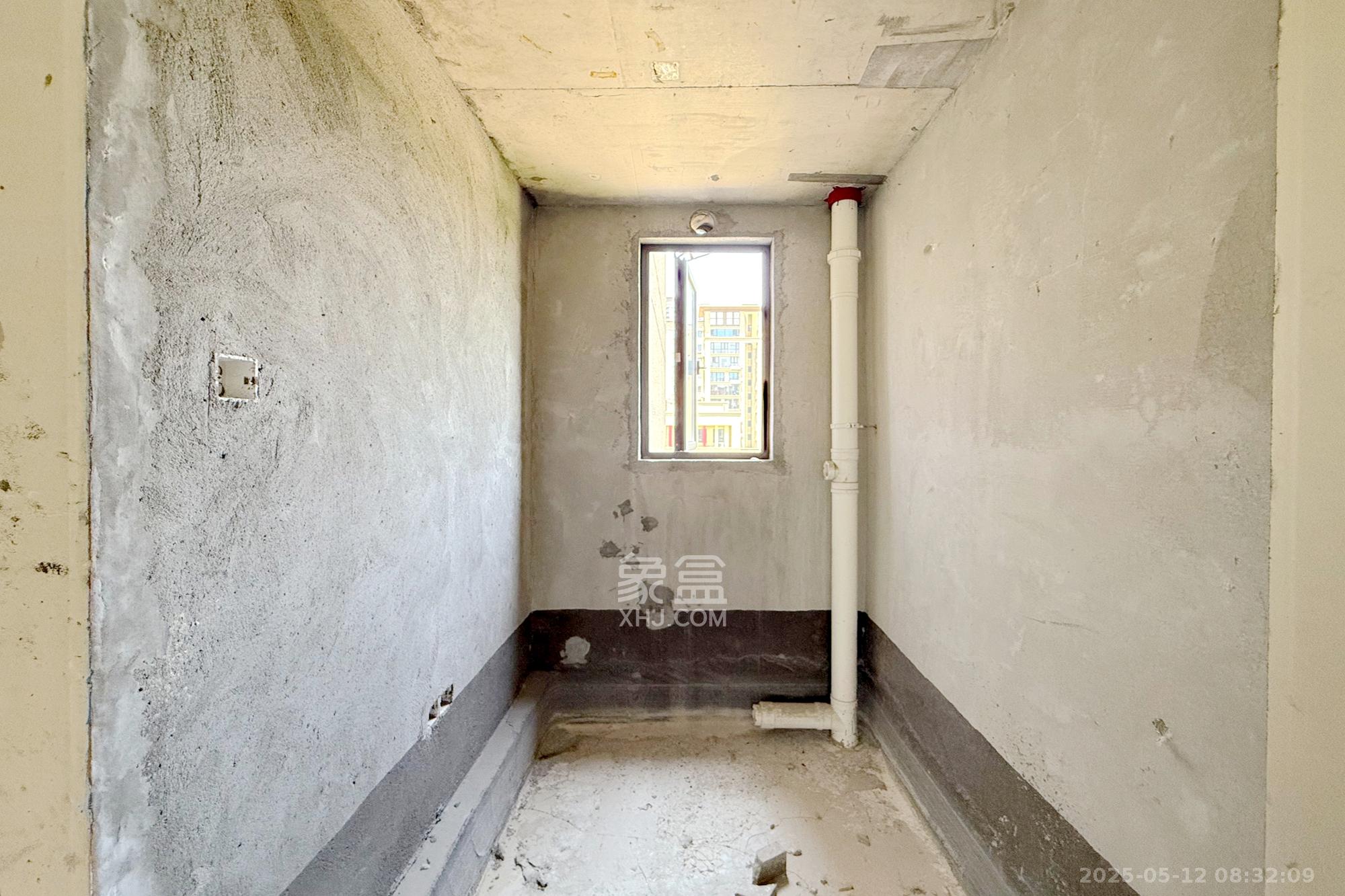 阳光城联利悦澜府  4室2厅2卫    122.0万 阳光城联利悦澜府  4室2厅2卫    122.0万卫生间