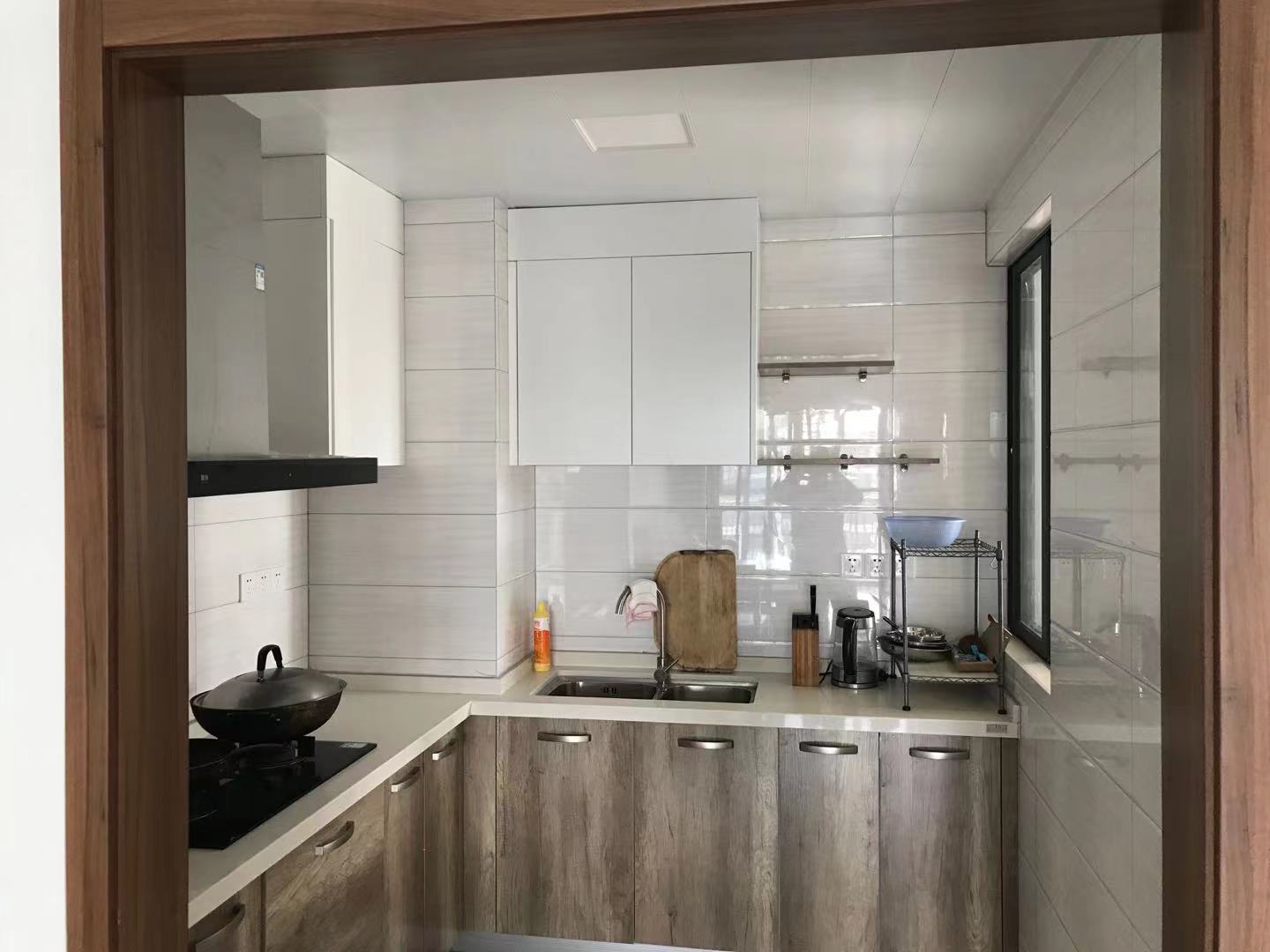 五源河公寓B区 3室2厅2卫 2200.0元/月 五源河公寓B区 3室2厅2卫 2200.0元/月室内图