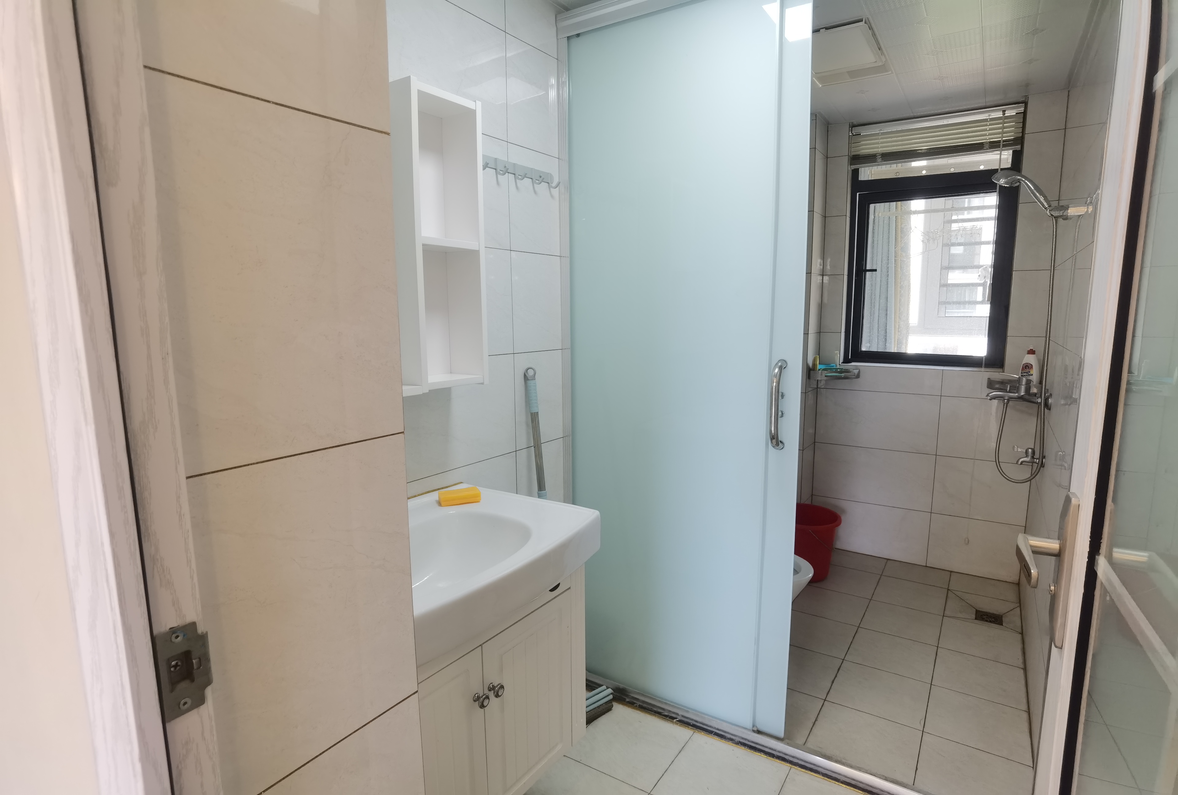 天门壹号 4室2厅2卫 2600.0元/月 天门壹号 4室2厅2卫 2600.0元/月室内图