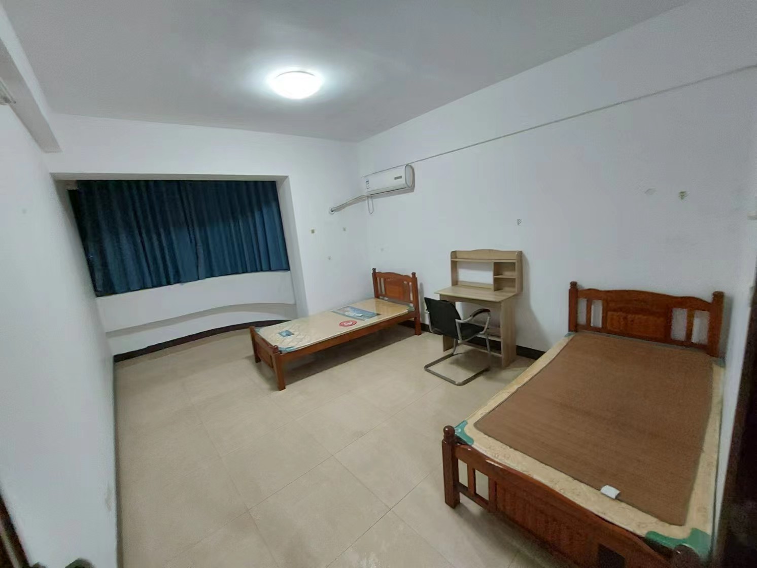 国贸花园  4室2厅2卫    143.0万 国贸花园  4室2厅2卫    143.0万室内图