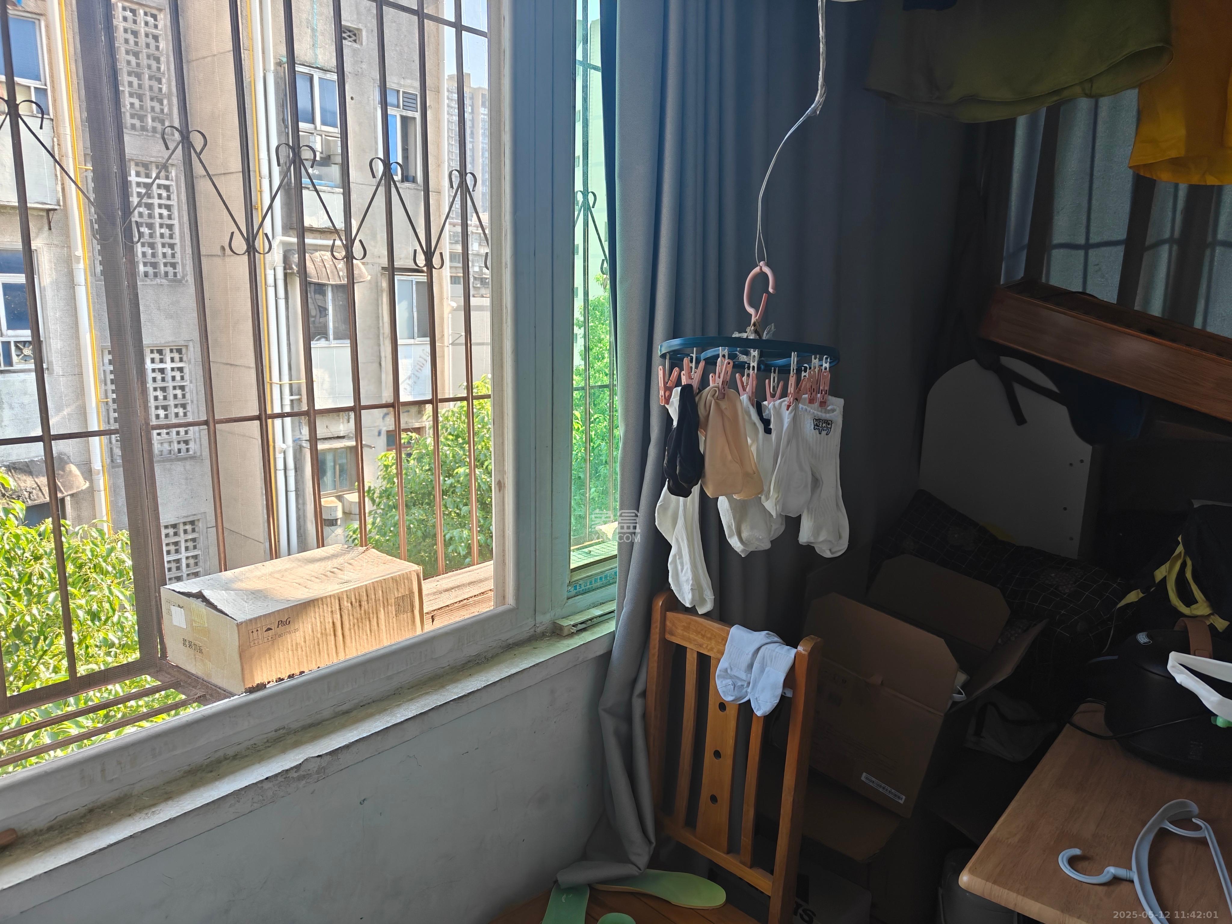 长坡社区  1室1厅1卫   1300.00元/月室内图