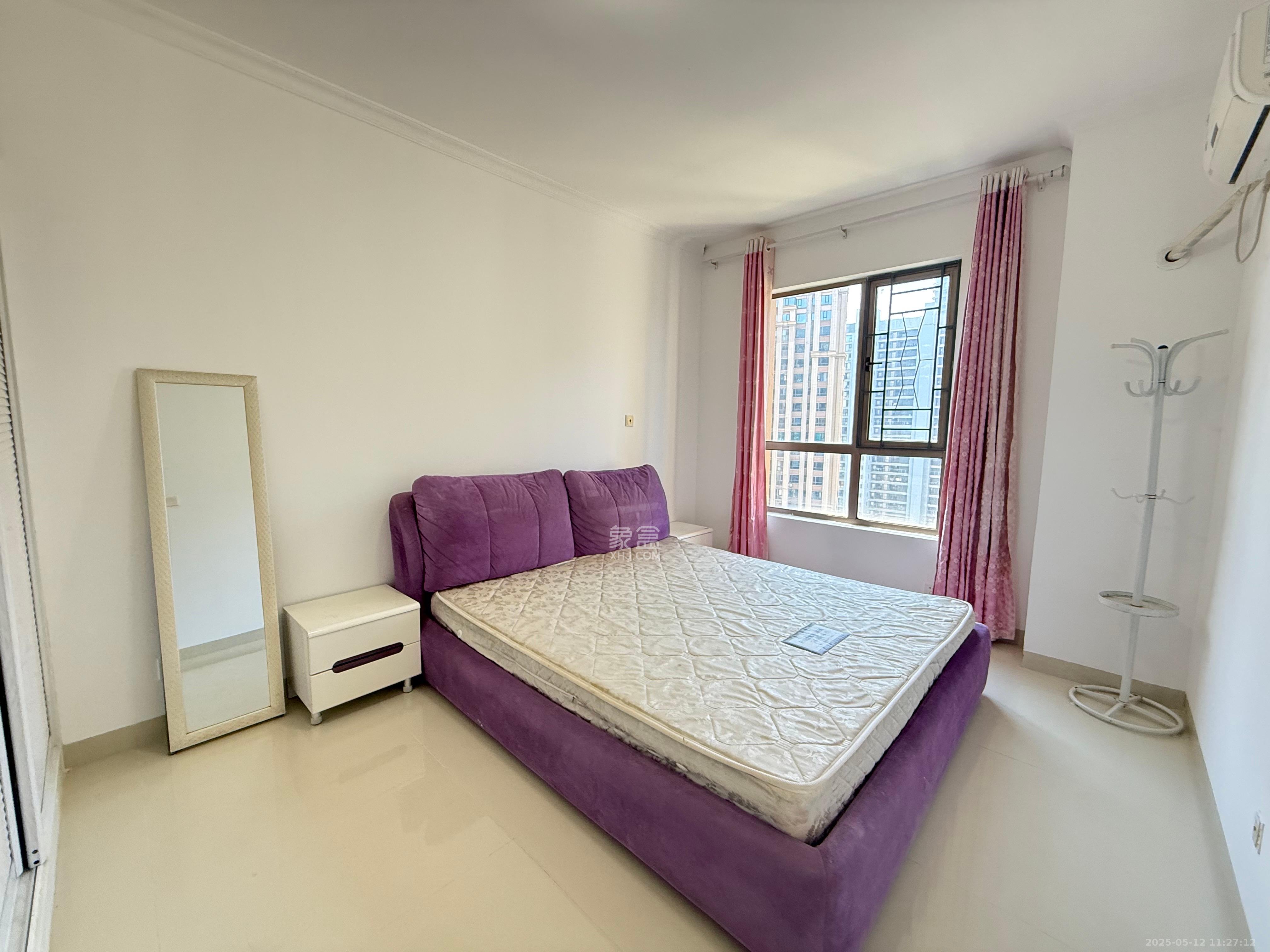 世茂铂翠湾一期 2室2厅1卫 2700.0元/月 世茂铂翠湾一期 2室2厅1卫 2700.0元/月室内图