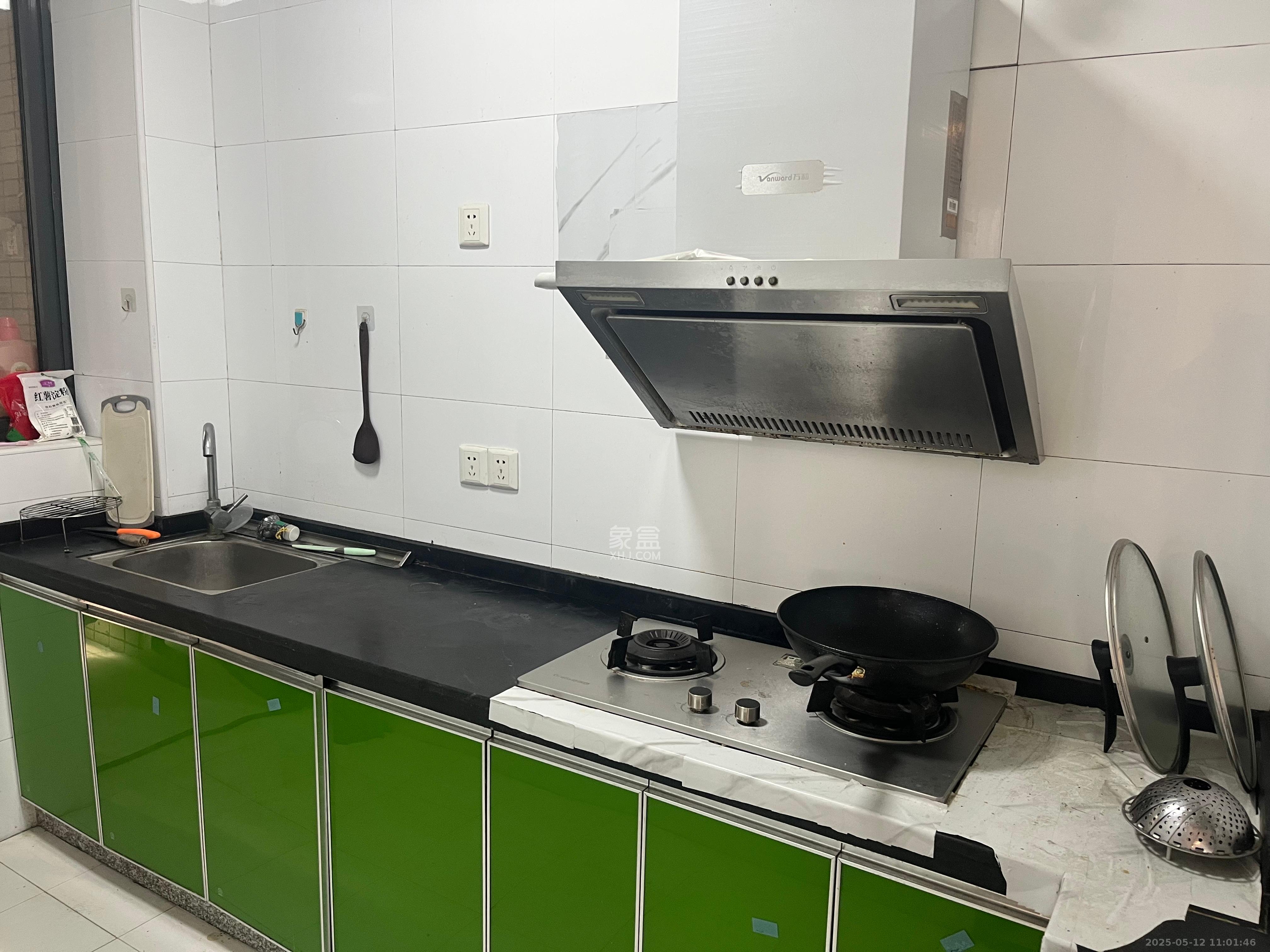 德思勤城市广场(宝格丽公寓) 1室1厅1卫 4500.0元/月 德思勤城市广场(宝格丽公寓) 1室1厅1卫 4500.0元/月室内图