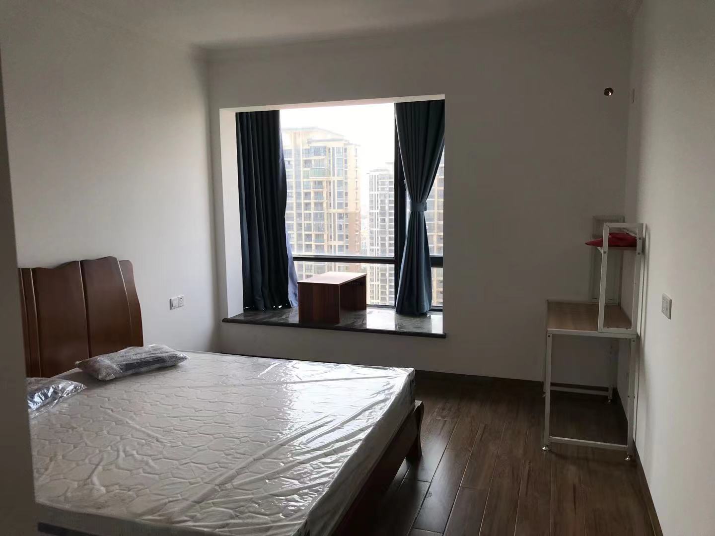 五源河公寓B区 3室2厅2卫 2200.0元/月 五源河公寓B区 3室2厅2卫 2200.0元/月室内图