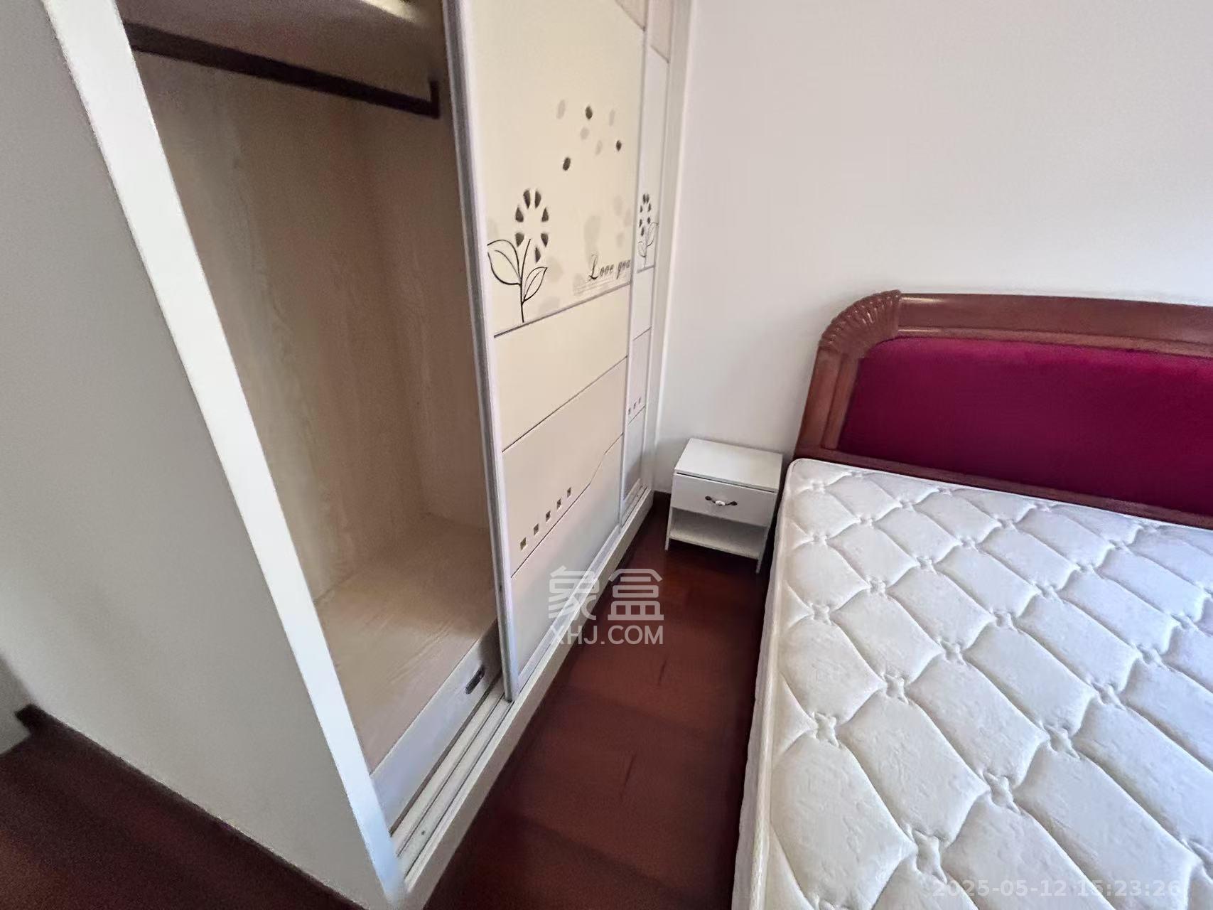 凯富南方鑫城 2室2厅1卫 2000.0元/月 凯富南方鑫城 2室2厅1卫 2000.0元/月室内图