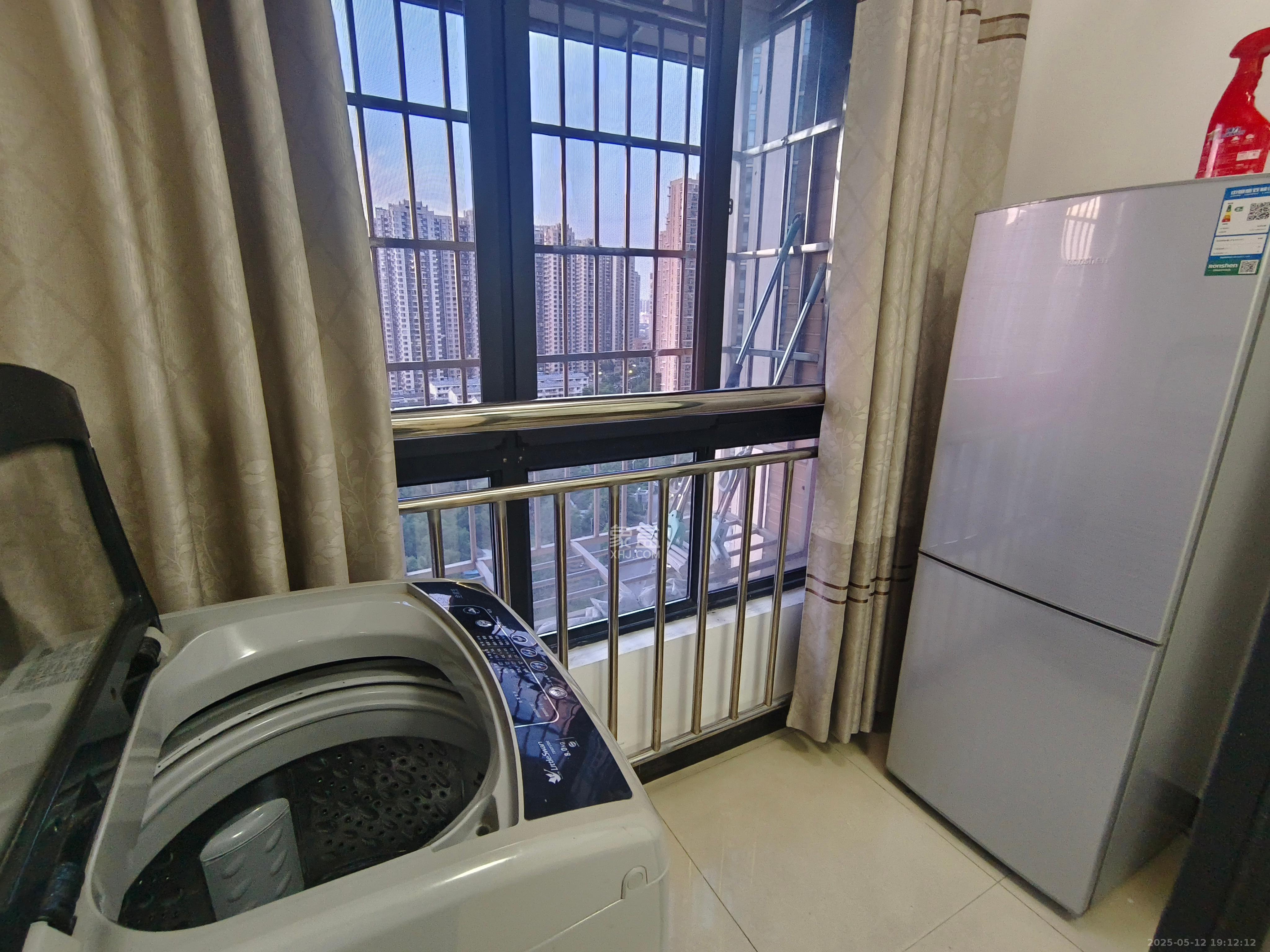 圭塘三小区  1室1厅1卫   1700.00元/月室内图