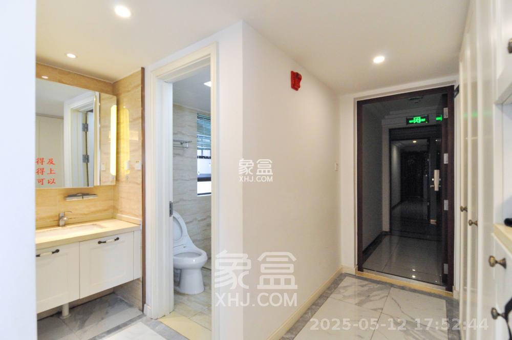 万科里梅溪郡  4室2厅2卫   4500.00元/月室内图