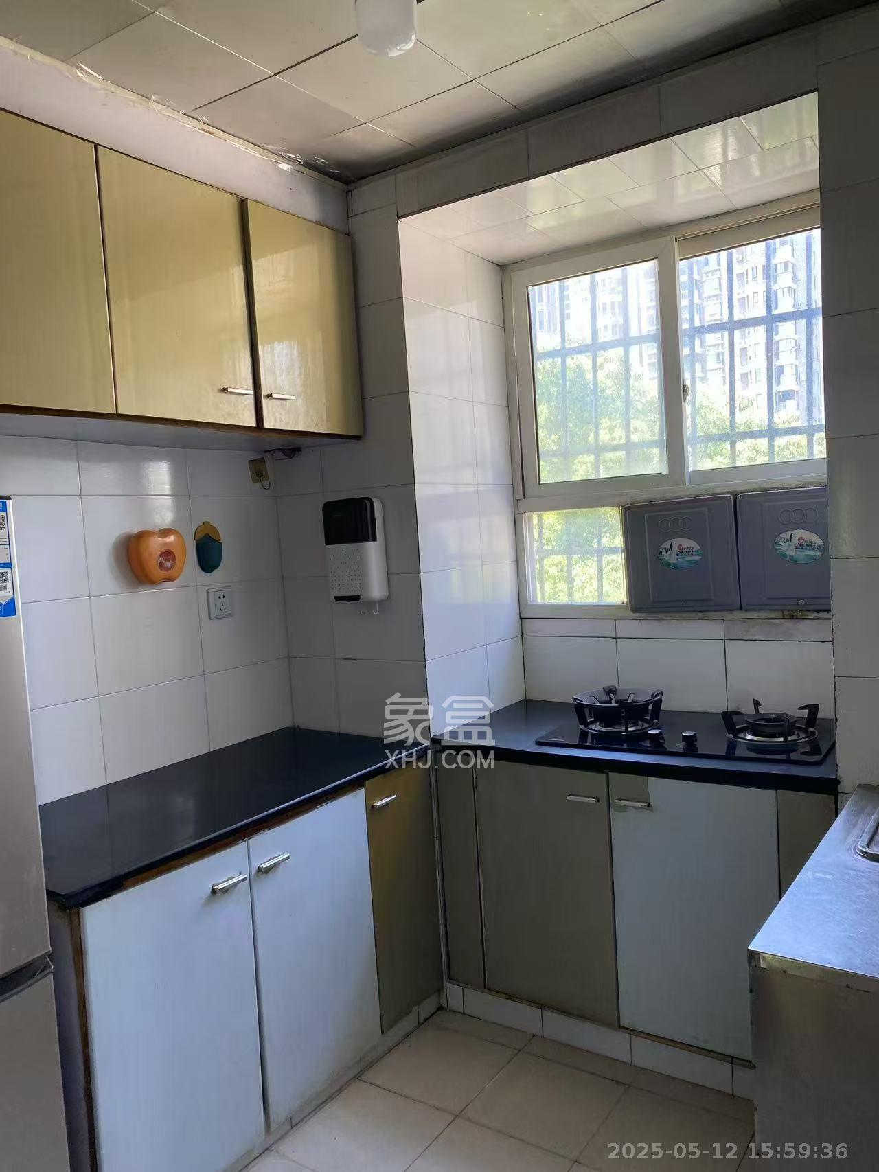 省建材机械厂宿舍 2室1厅1卫 1400.0元/月 省建材机械厂宿舍 2室1厅1卫 1400.0元/月室内图