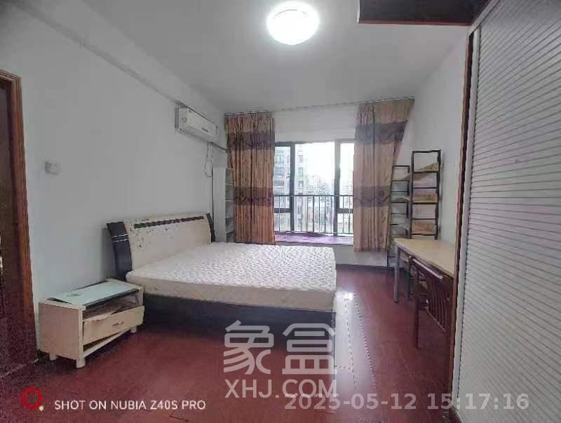 鑫远熙山 4室2厅2卫 2600.0元/月 鑫远熙山 4室2厅2卫 2600.0元/月室内图