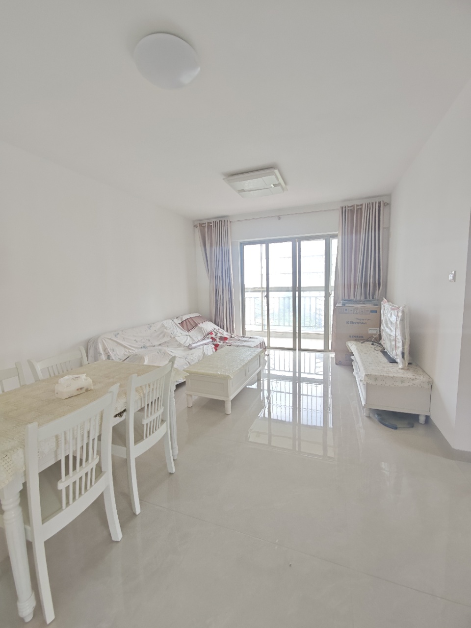 碧水名城  2室2厅1卫    96.0万 碧水名城  2室2厅1卫    96.0万客厅