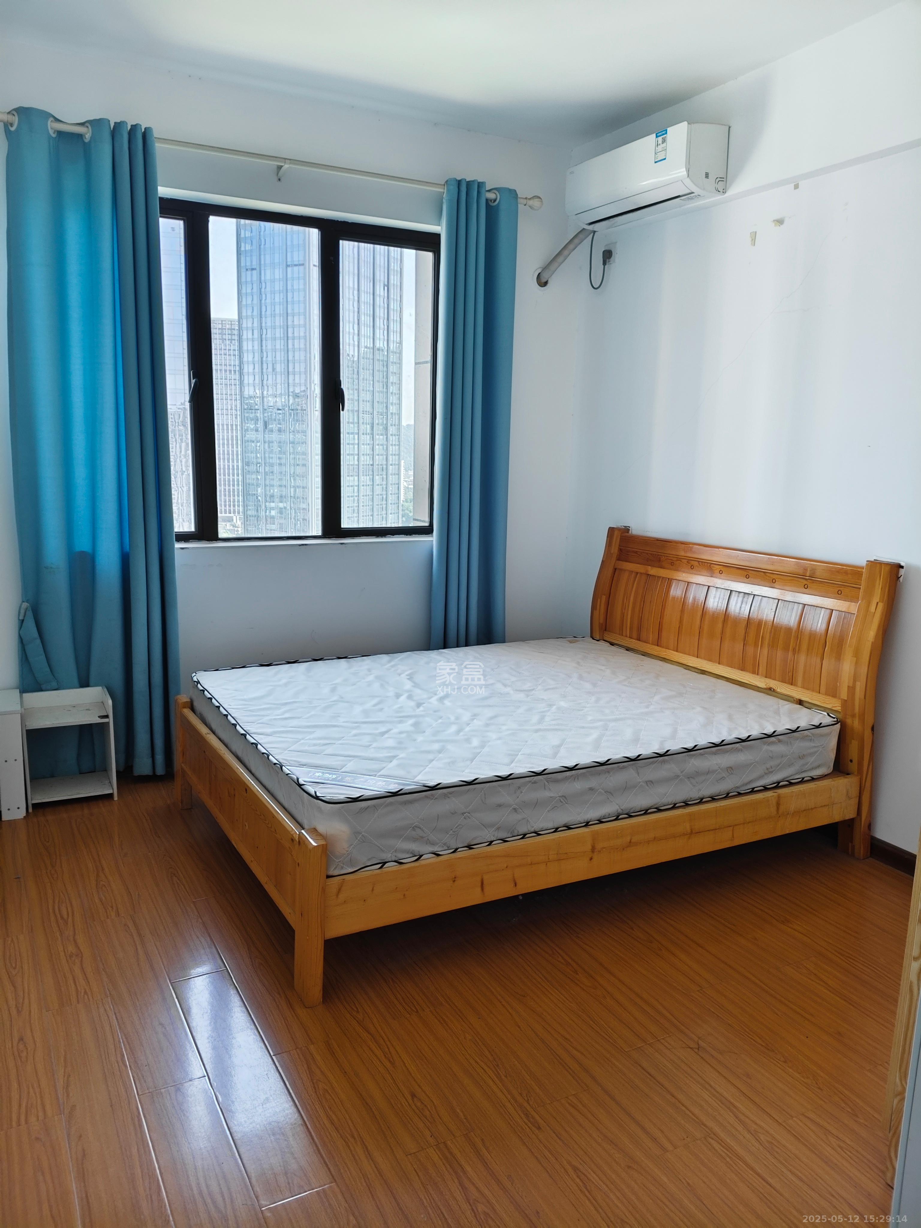 中国铁建梅溪青秀二期  3室2厅2卫   2600.00元/月室内图