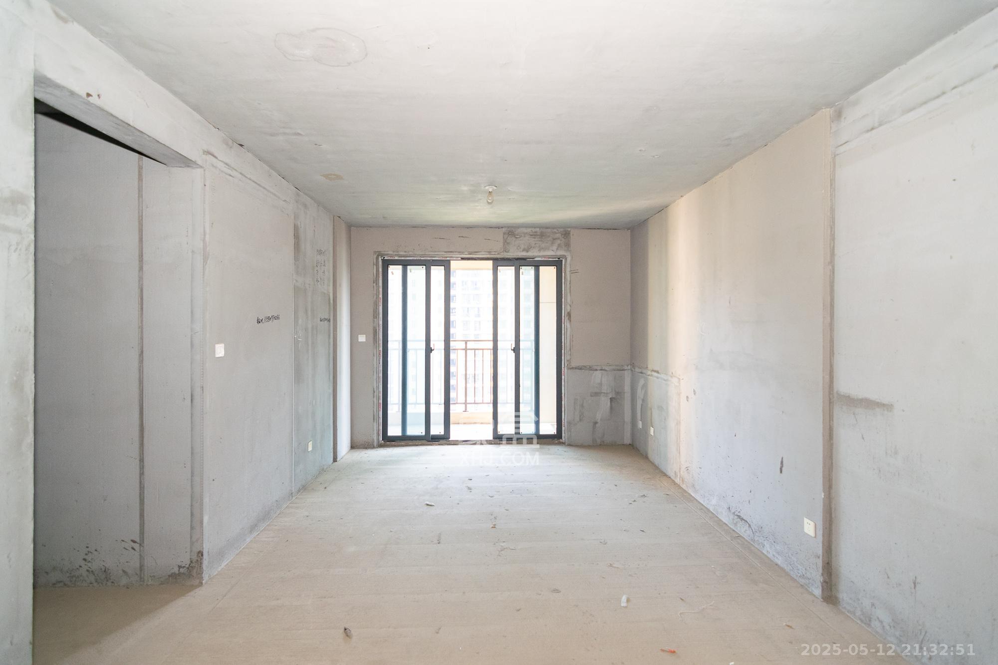 澳海望洲府  3室2厅2卫    75.0万