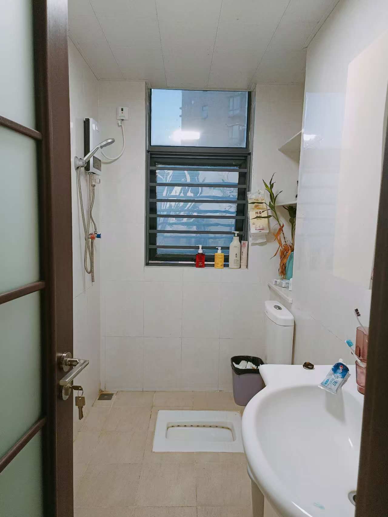 昌茂水木清华  2室2厅1卫    115.0万 昌茂水木清华  2室2厅1卫    115.0万室内图