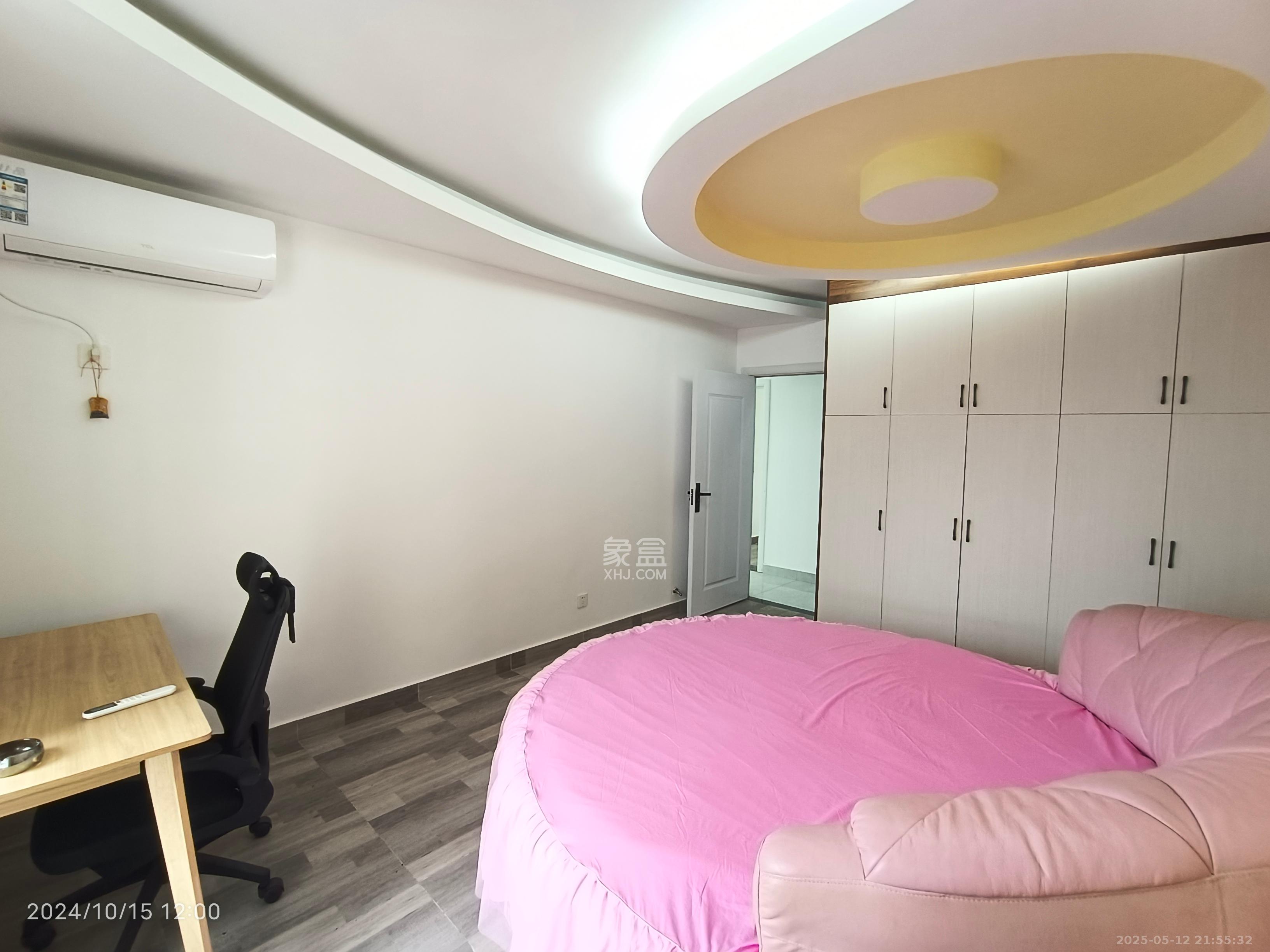晶华美地  3室2厅1卫   2300.00元/月室内图